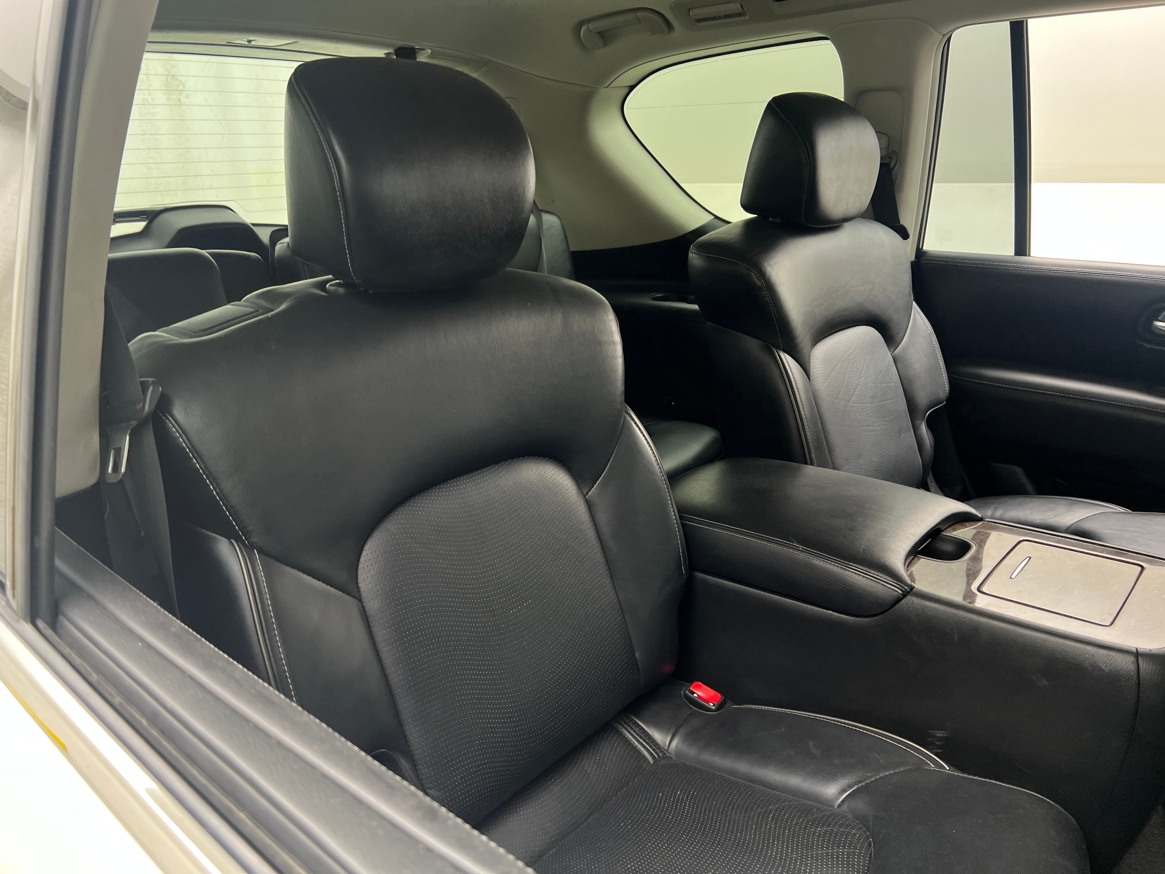 2016 INFINITI QX80 Base 5