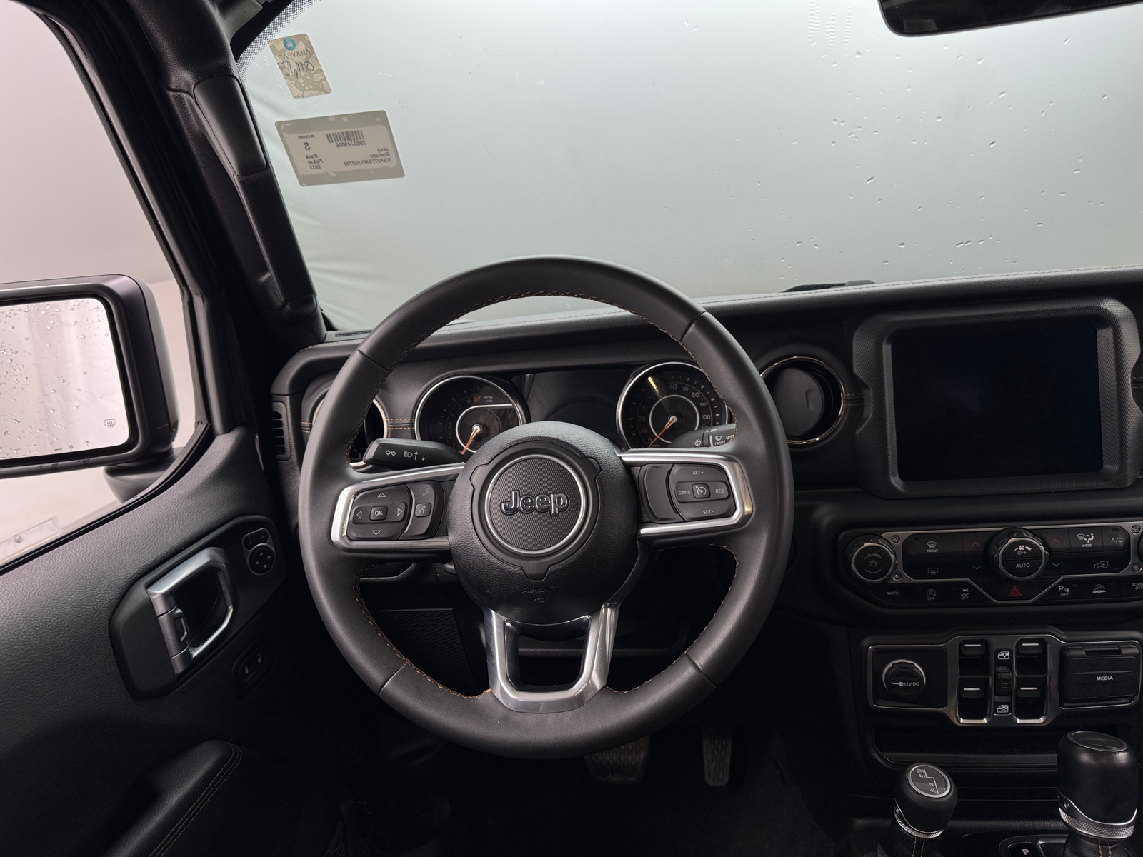 Thumbnail: 2023 Jeep Gladiator - 4