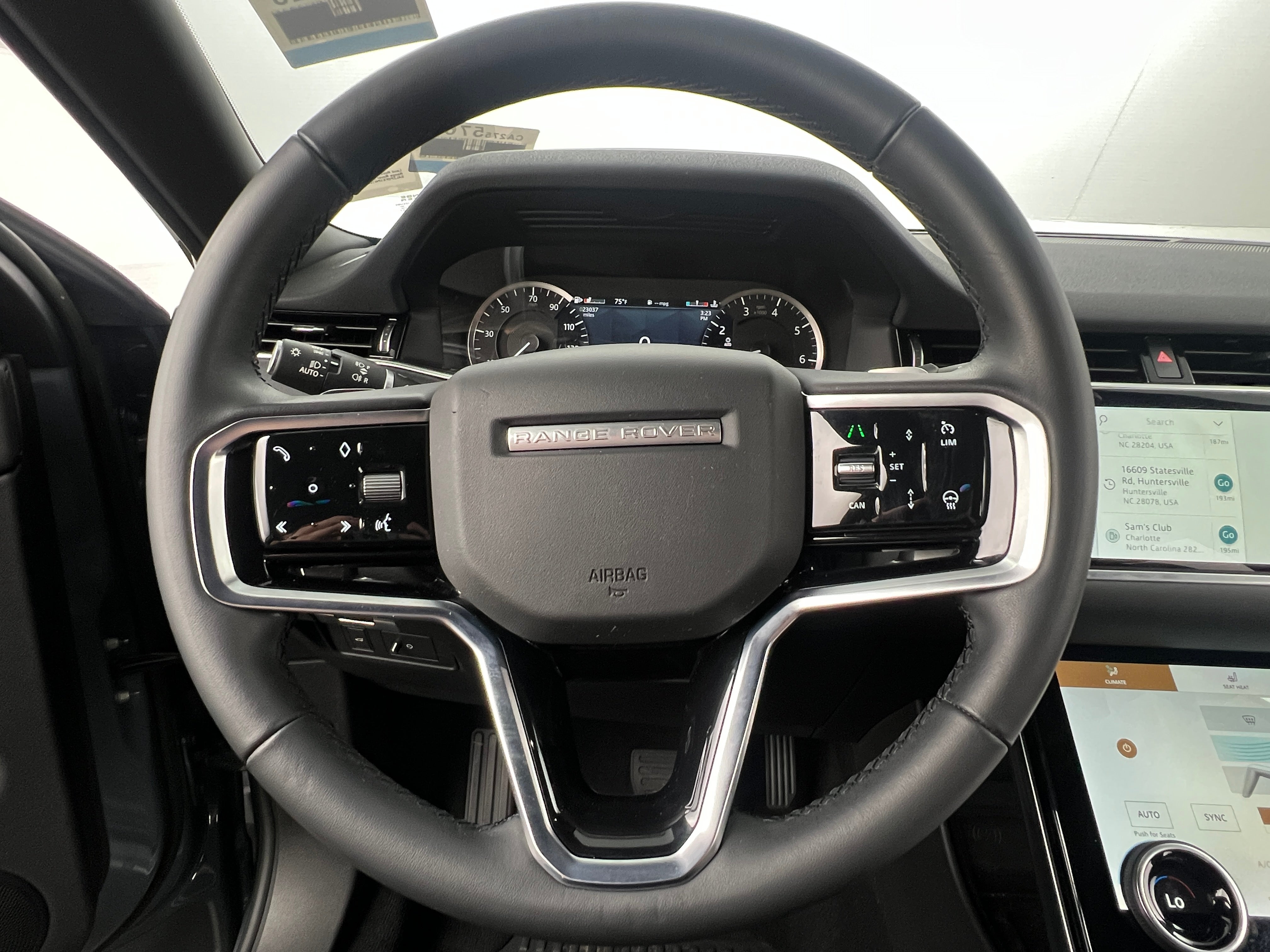 2023 Land Rover Range Rover Evoque SE 4