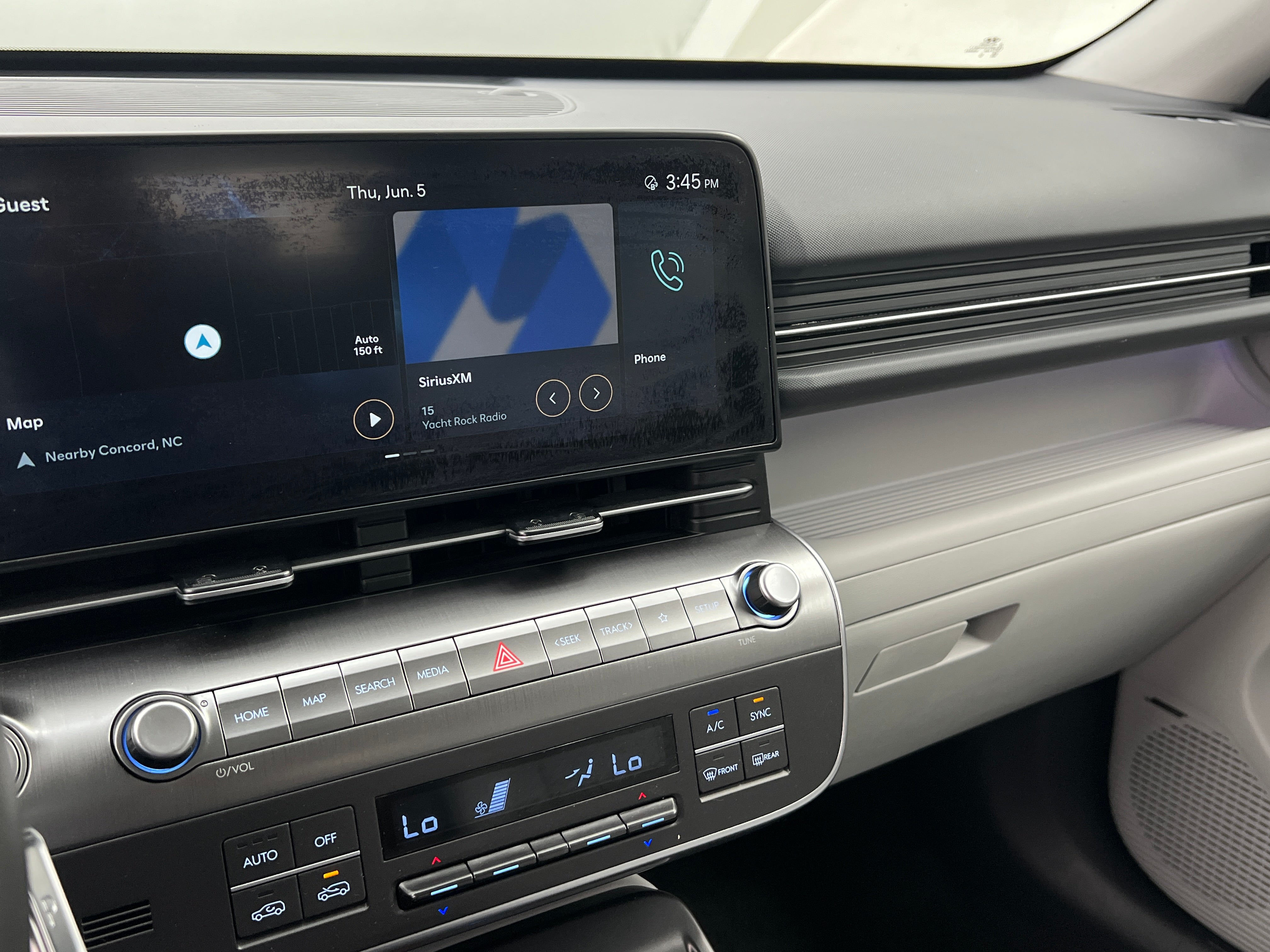 2024 Hyundai Kona Limited 3