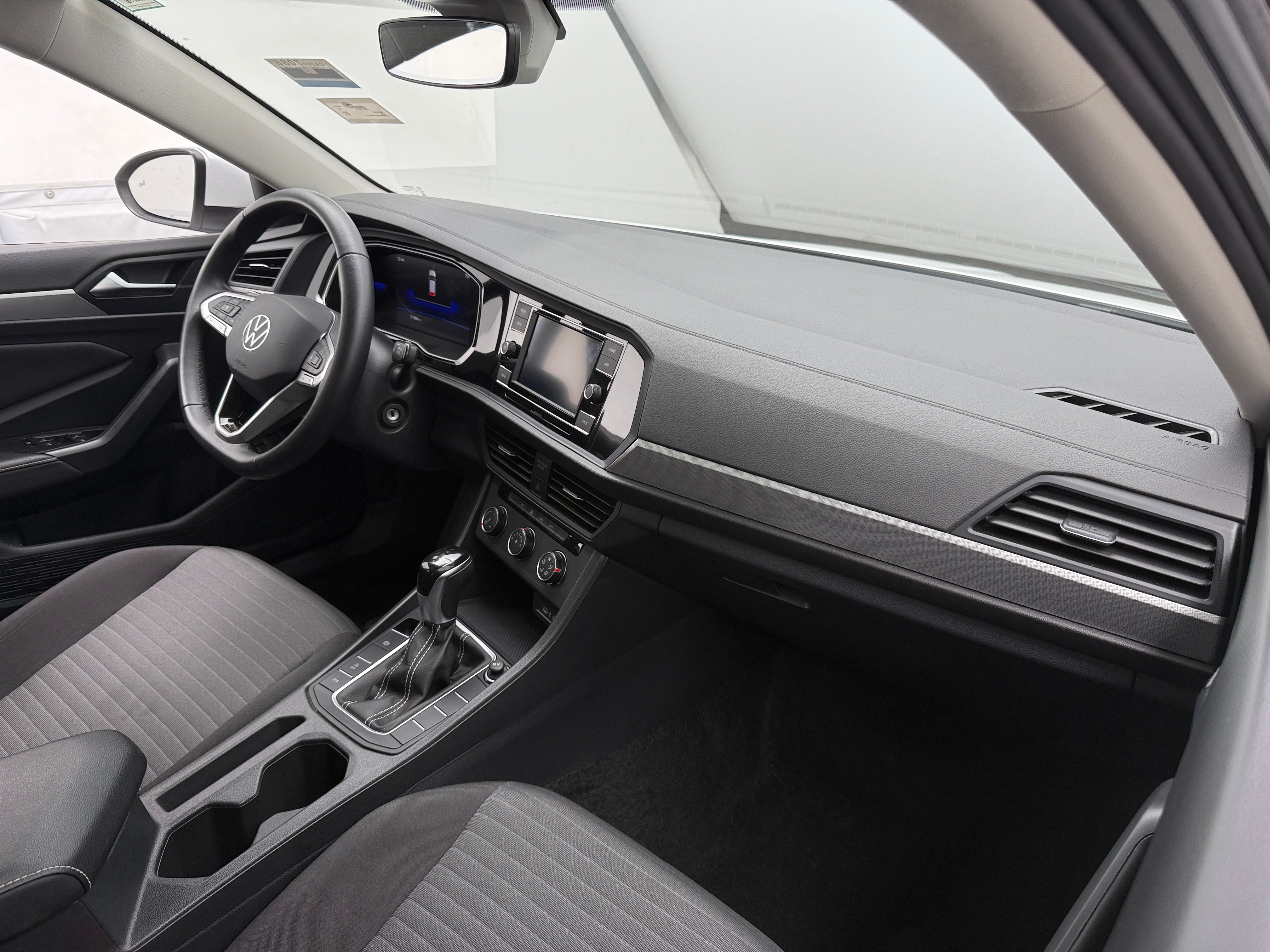 2024 Volkswagen Jetta S 3