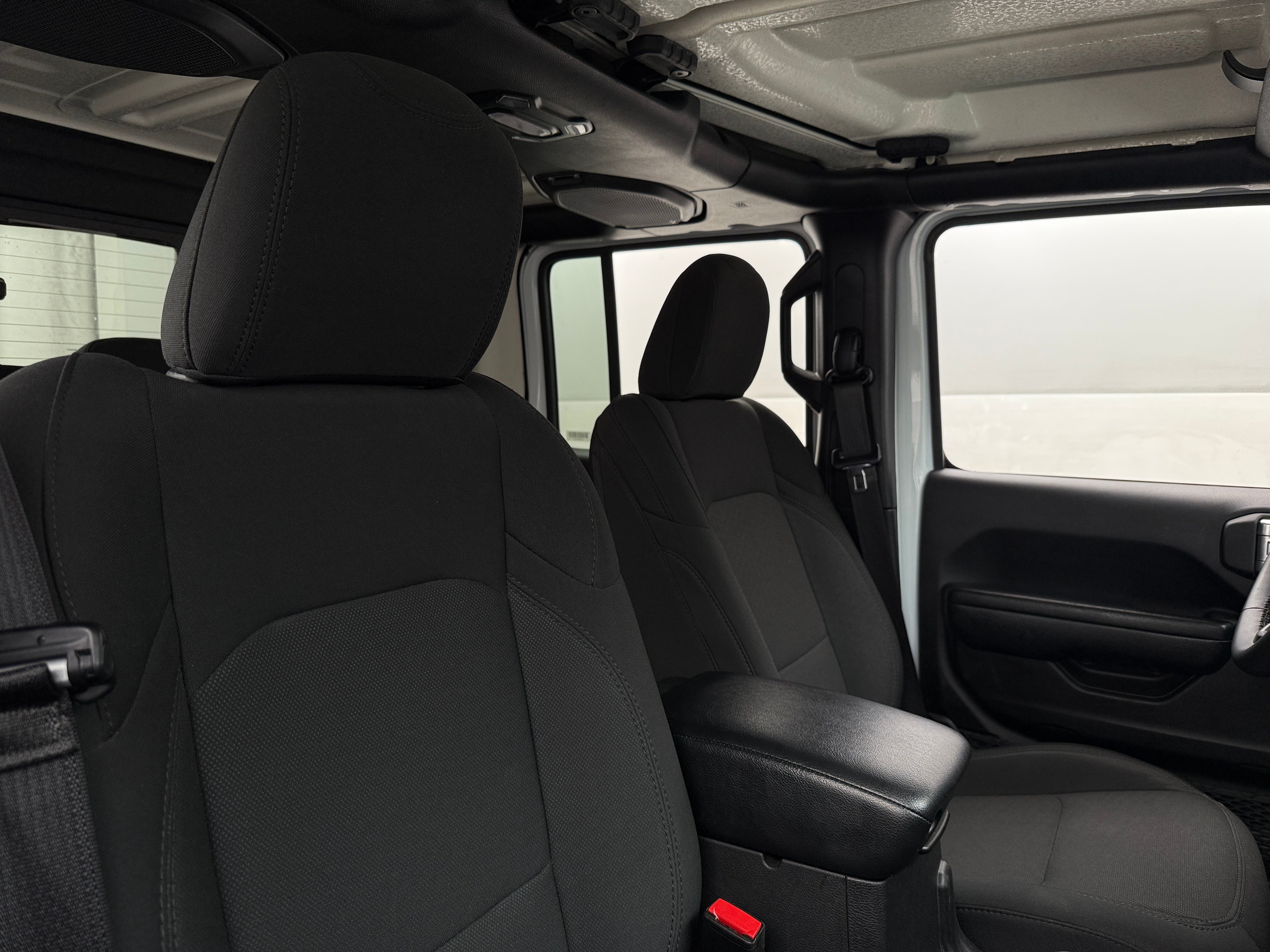 2023 Jeep Gladiator Sport S 2