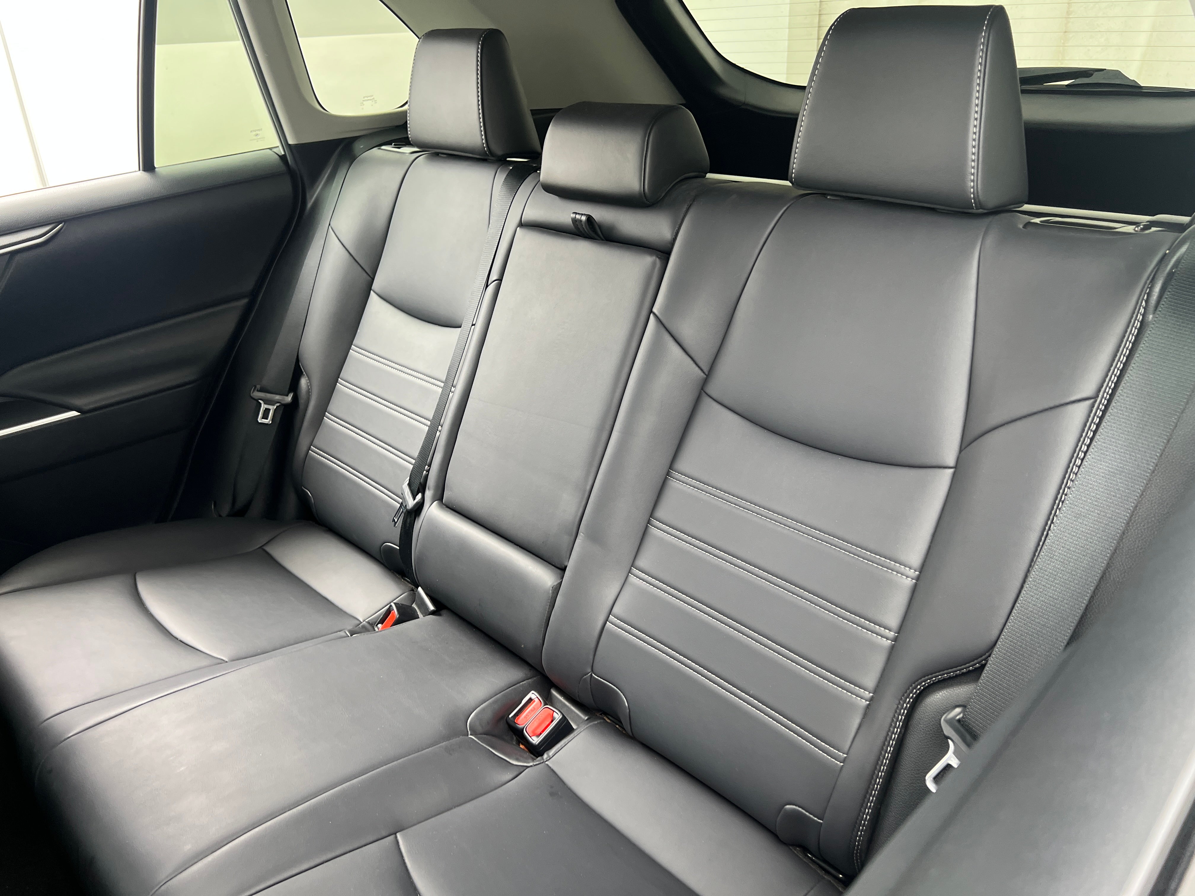 2019 Toyota RAV4 XLE Premium 5
