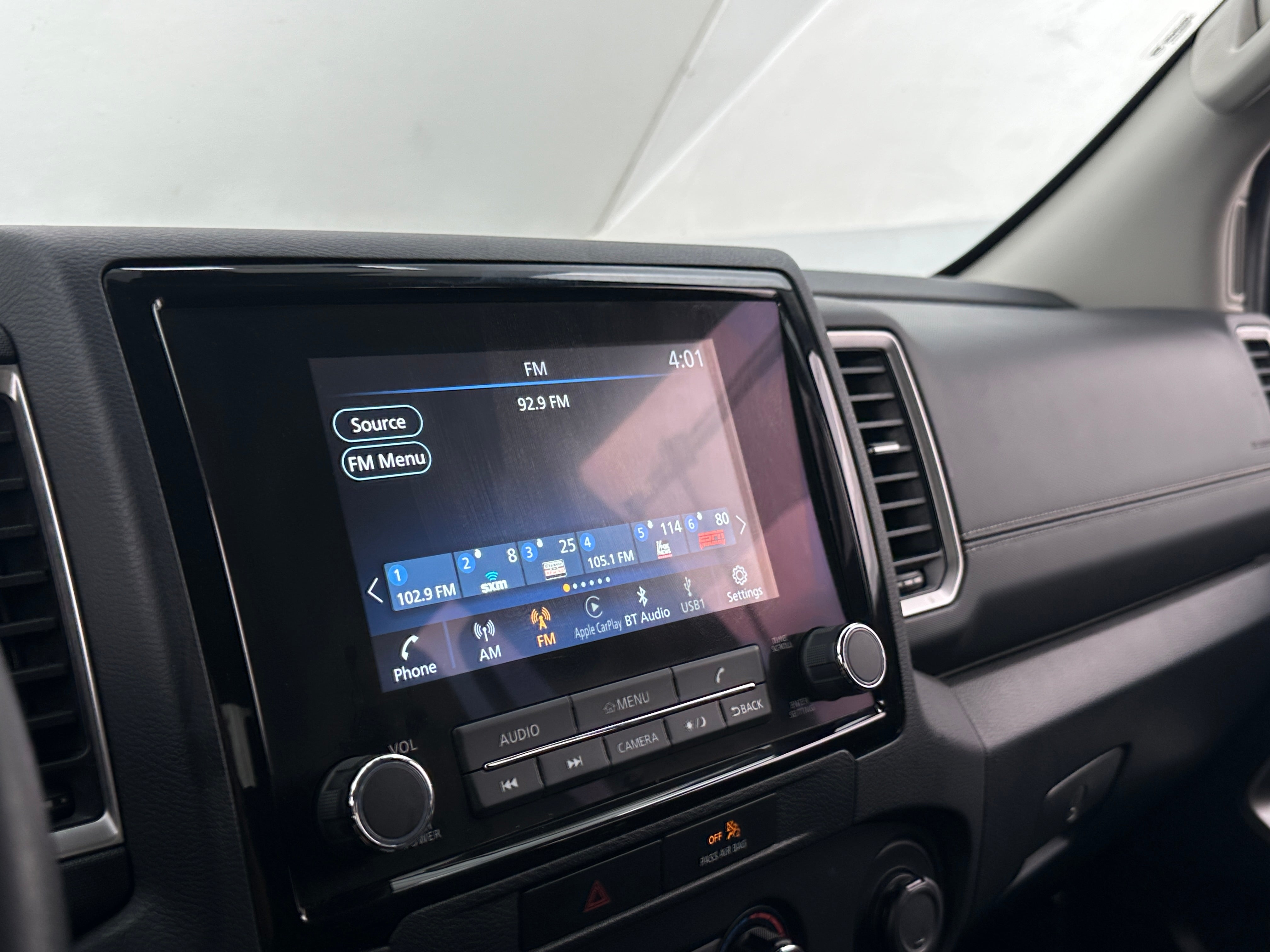 2022 Nissan Frontier SV 4