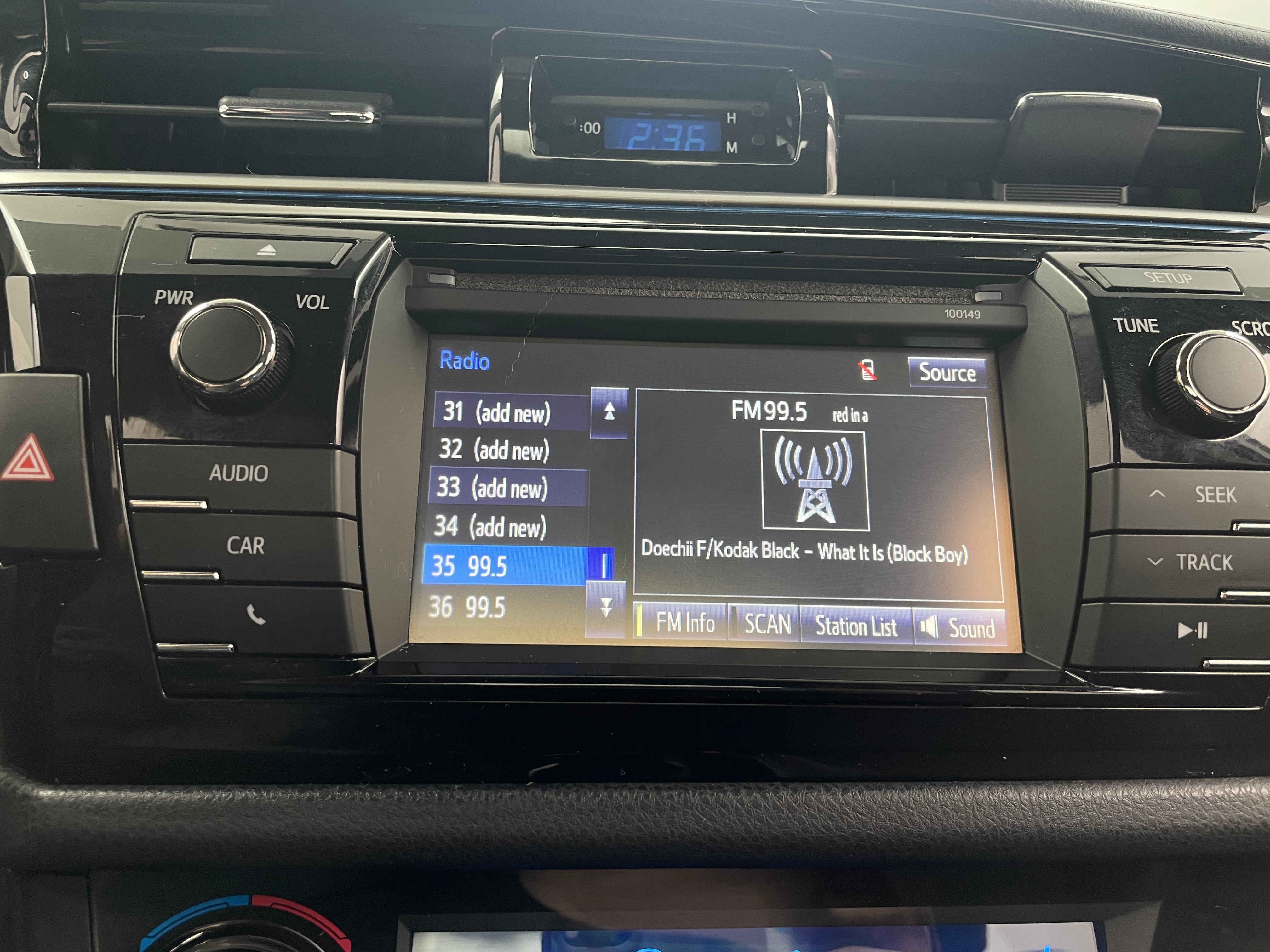 2014 Toyota Corolla S 4