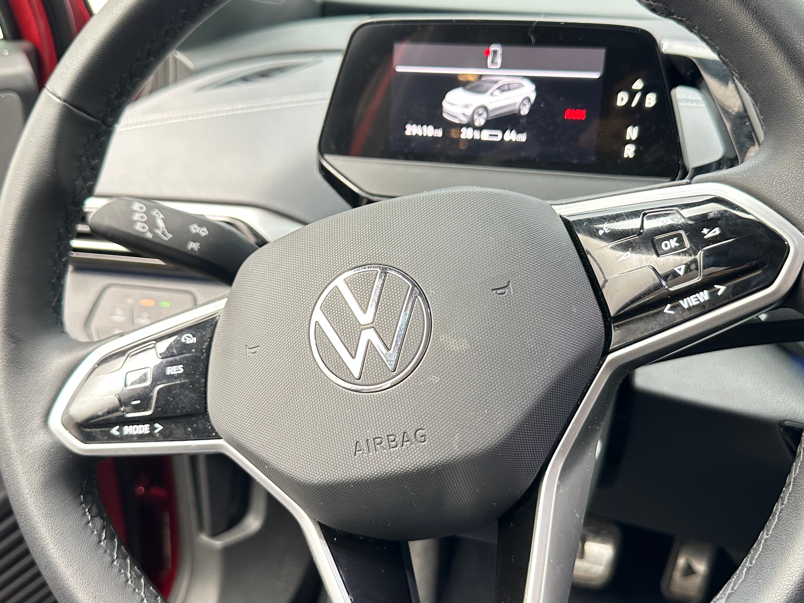 Thumbnail: 2023 Volkswagen ID.4 - 4