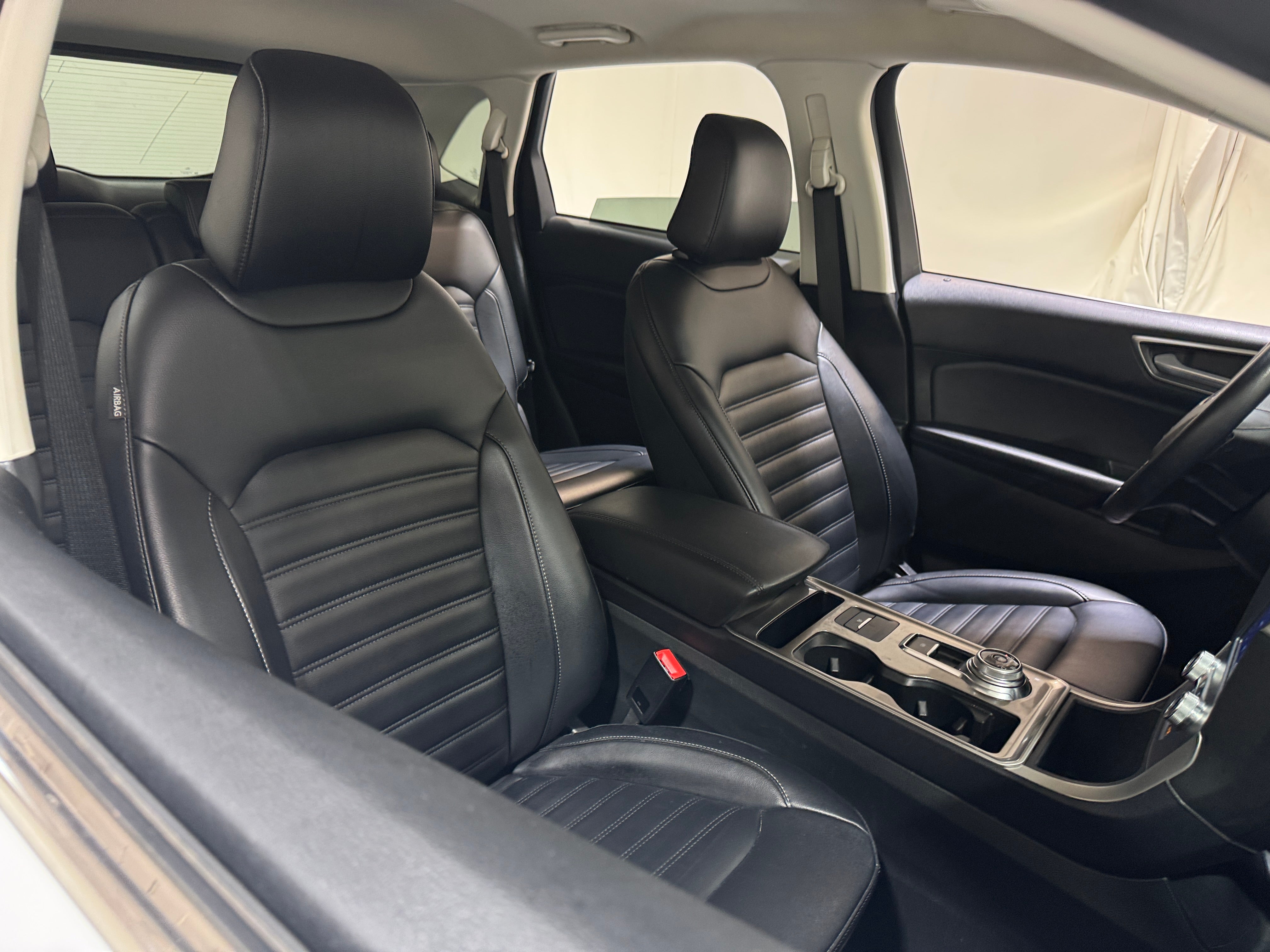 2023 Ford Edge SEL 2