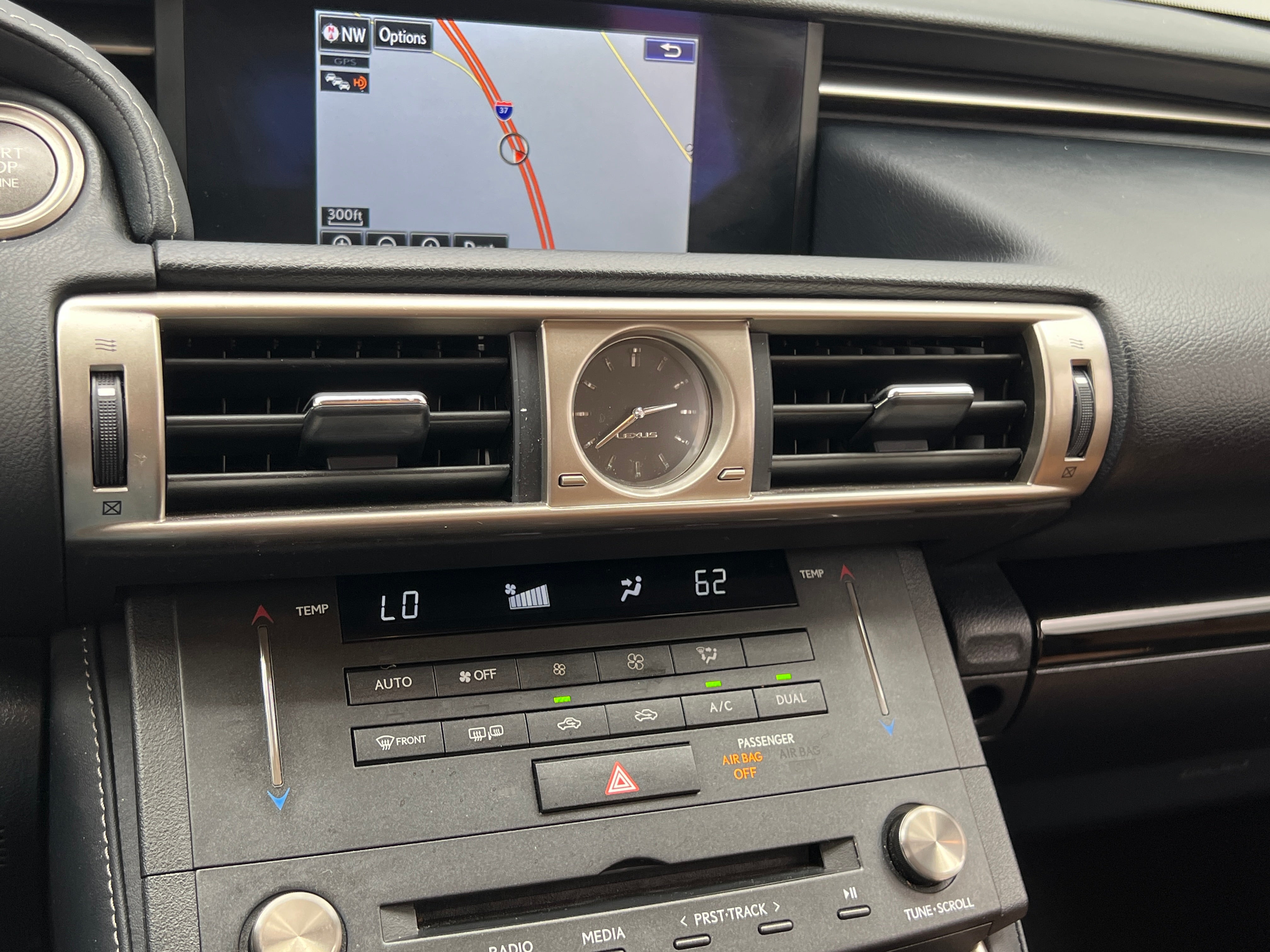 2016 Lexus IS 200t 3