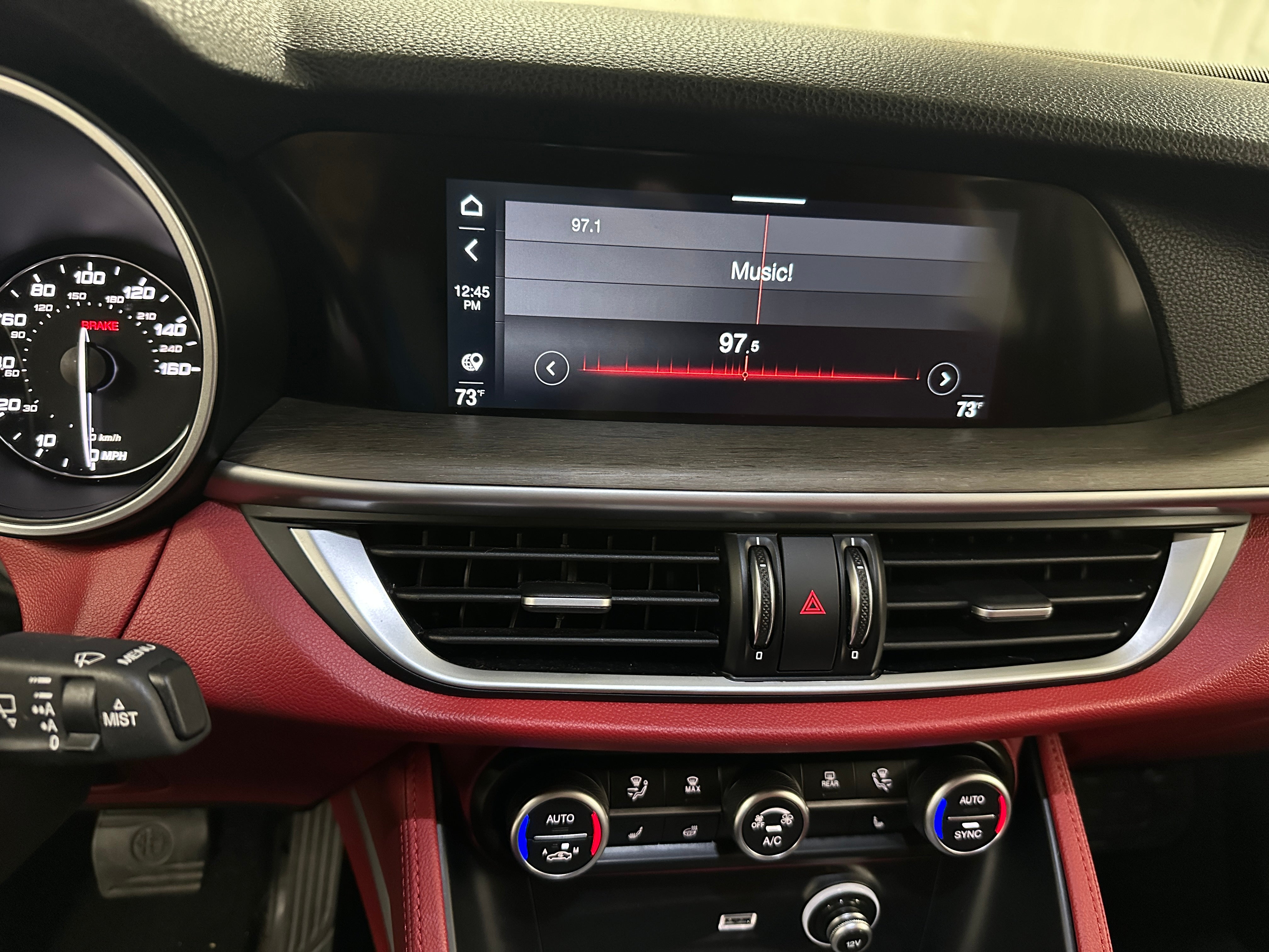 2021 Alfa Romeo Stelvio Ti 3