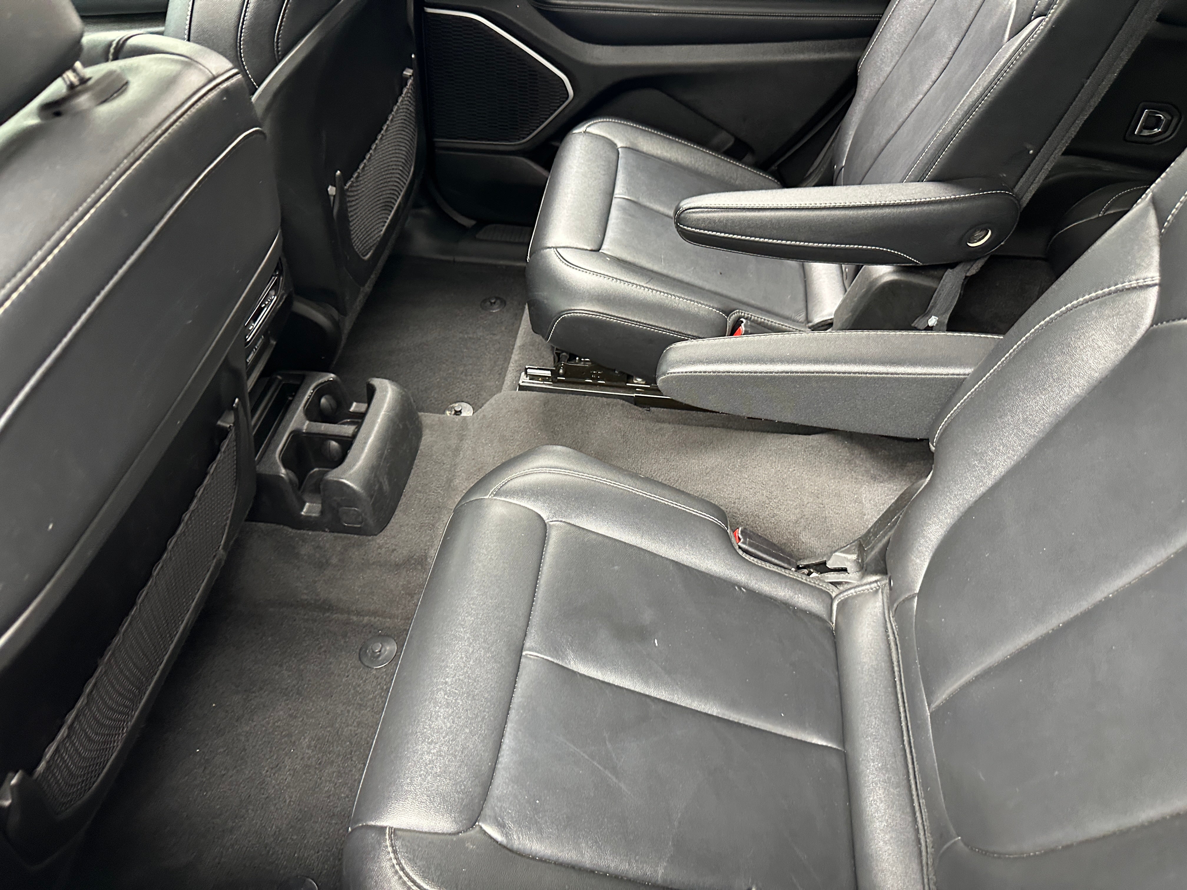 2022 Jeep Grand Cherokee L Limited Edition 5