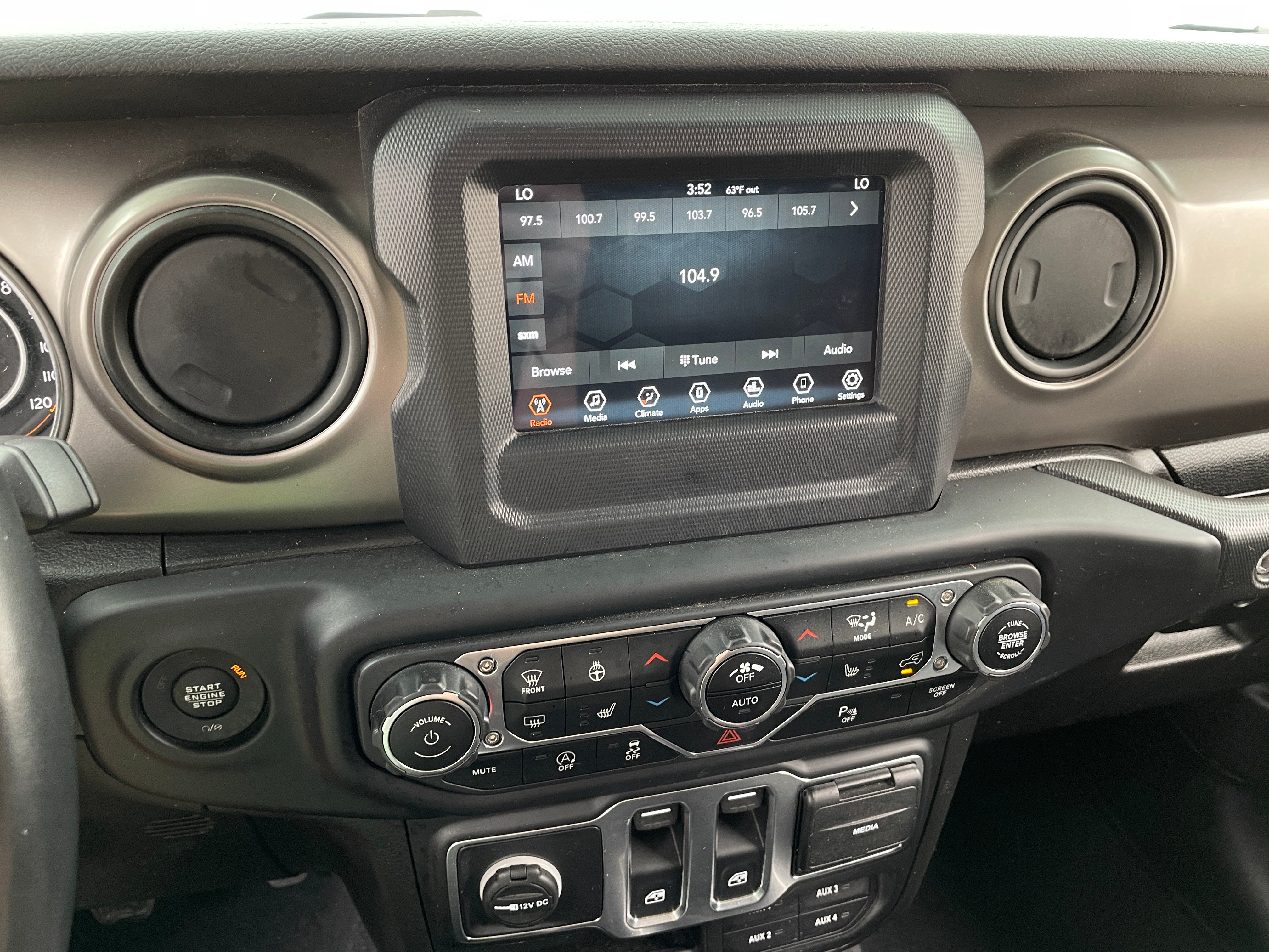 2020 Jeep Wrangler Sport S 3