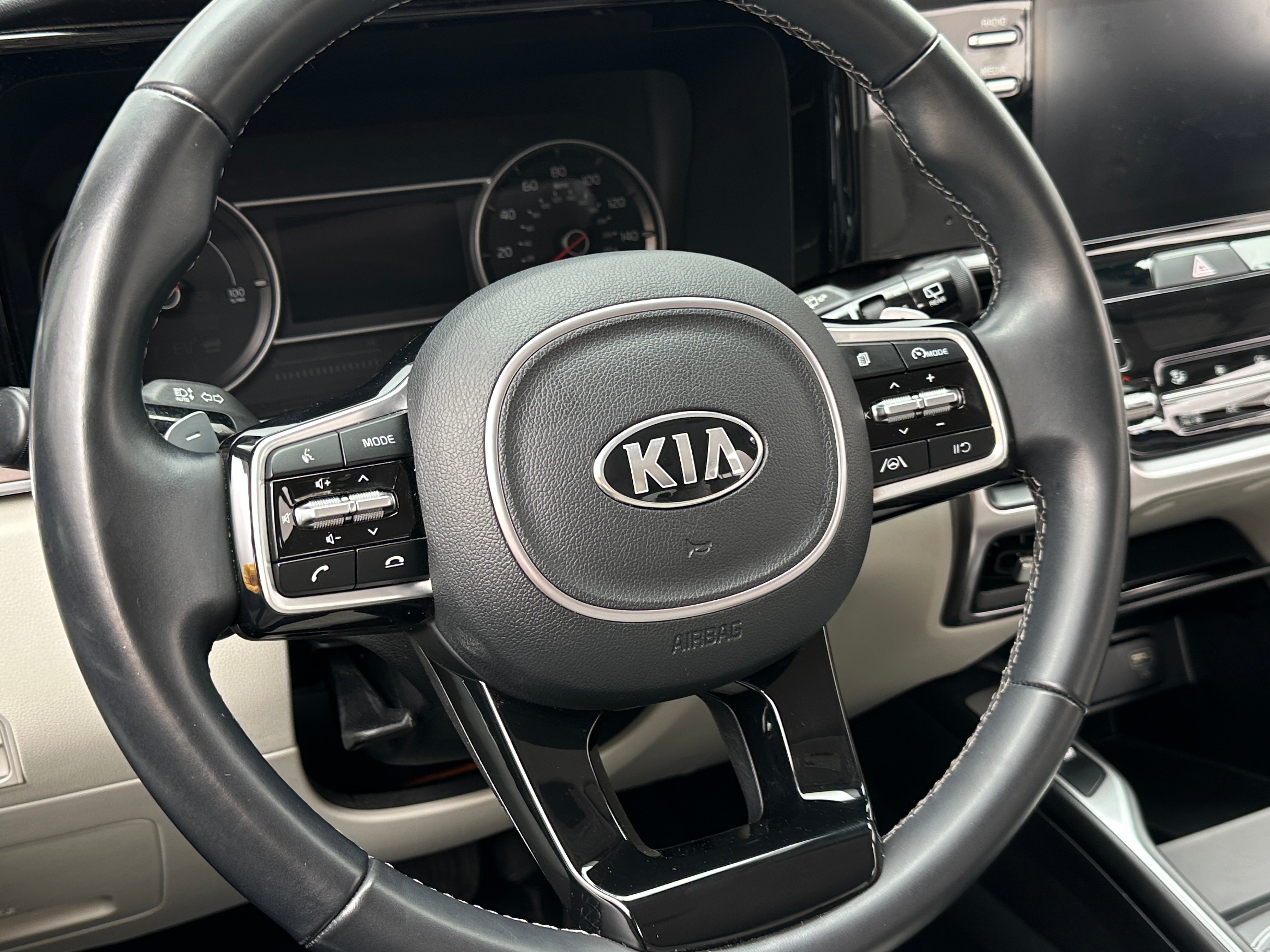 2021 Kia Sorento S 5
