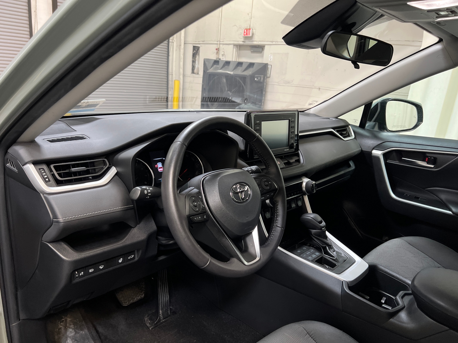 Thumbnail: 2022 Toyota RAV4 - 3