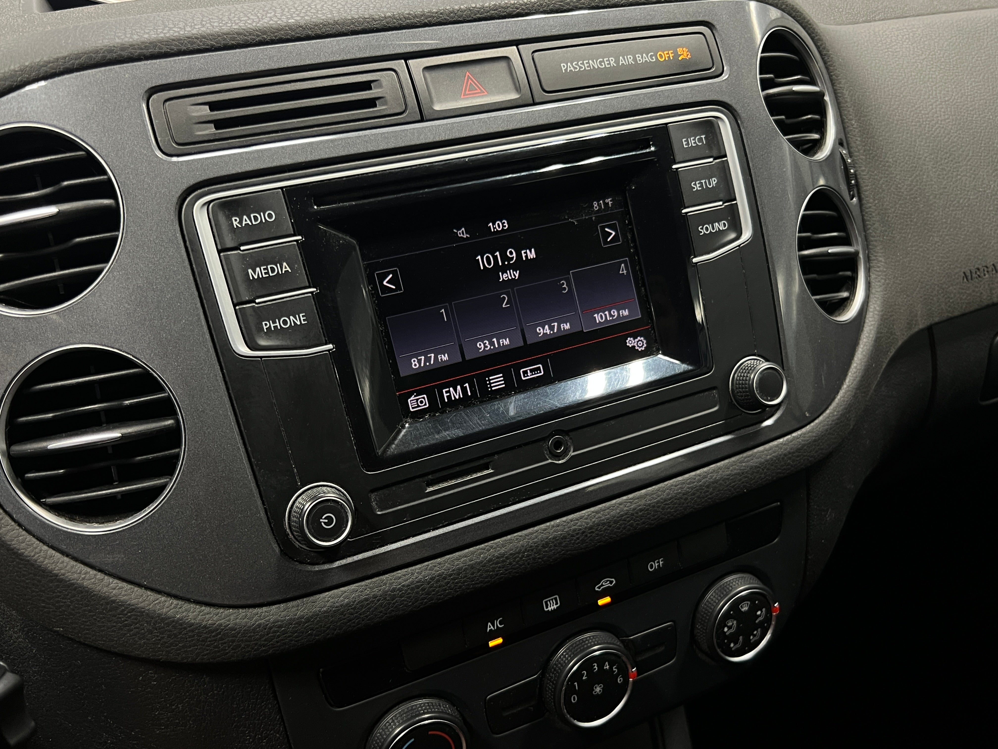 2017 Volkswagen Tiguan Limited 4