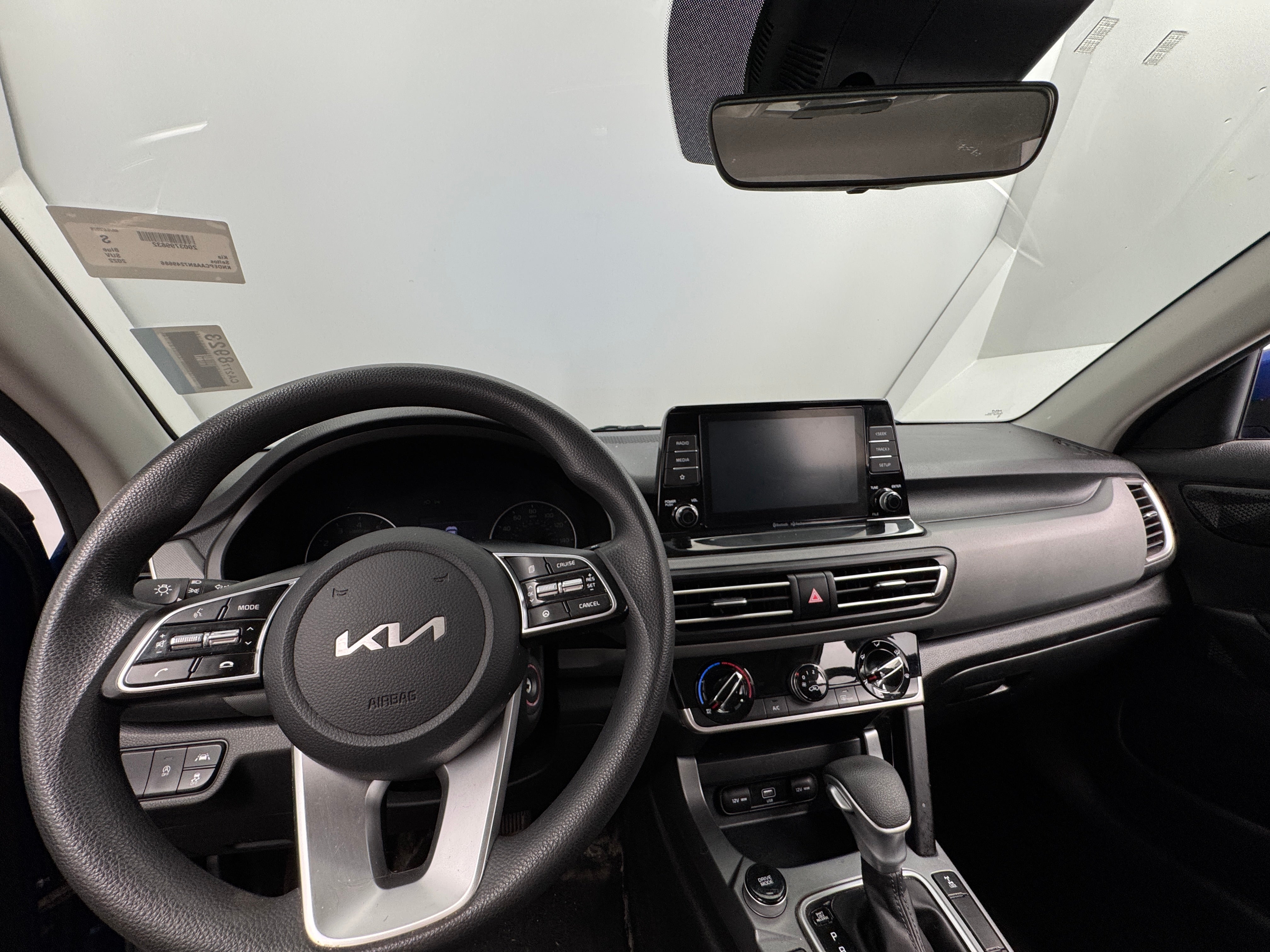 2022 Kia Seltos LX 3