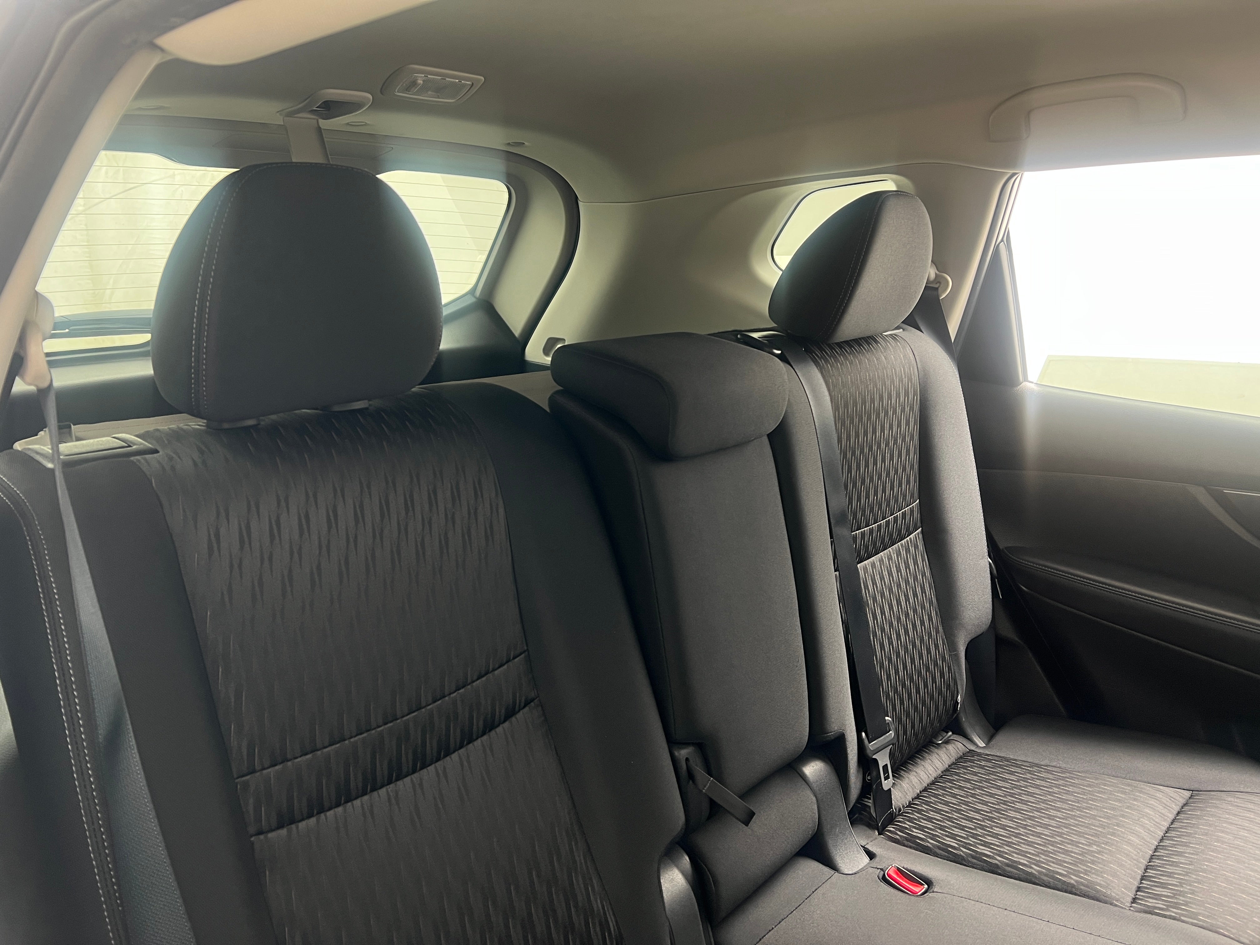 2019 Nissan Rogue S 6
