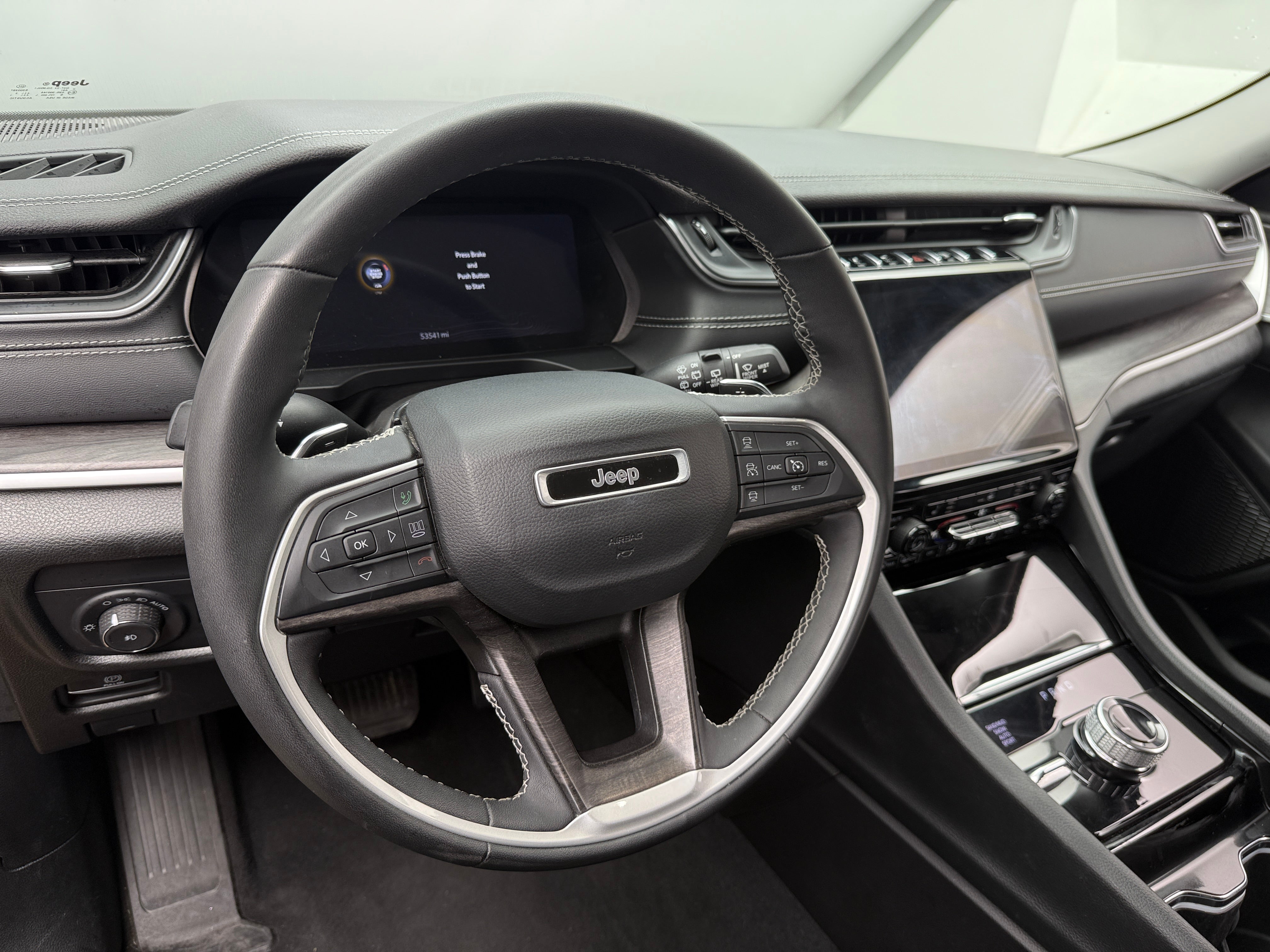 2023 Jeep Grand Cherokee Limited Edition 4