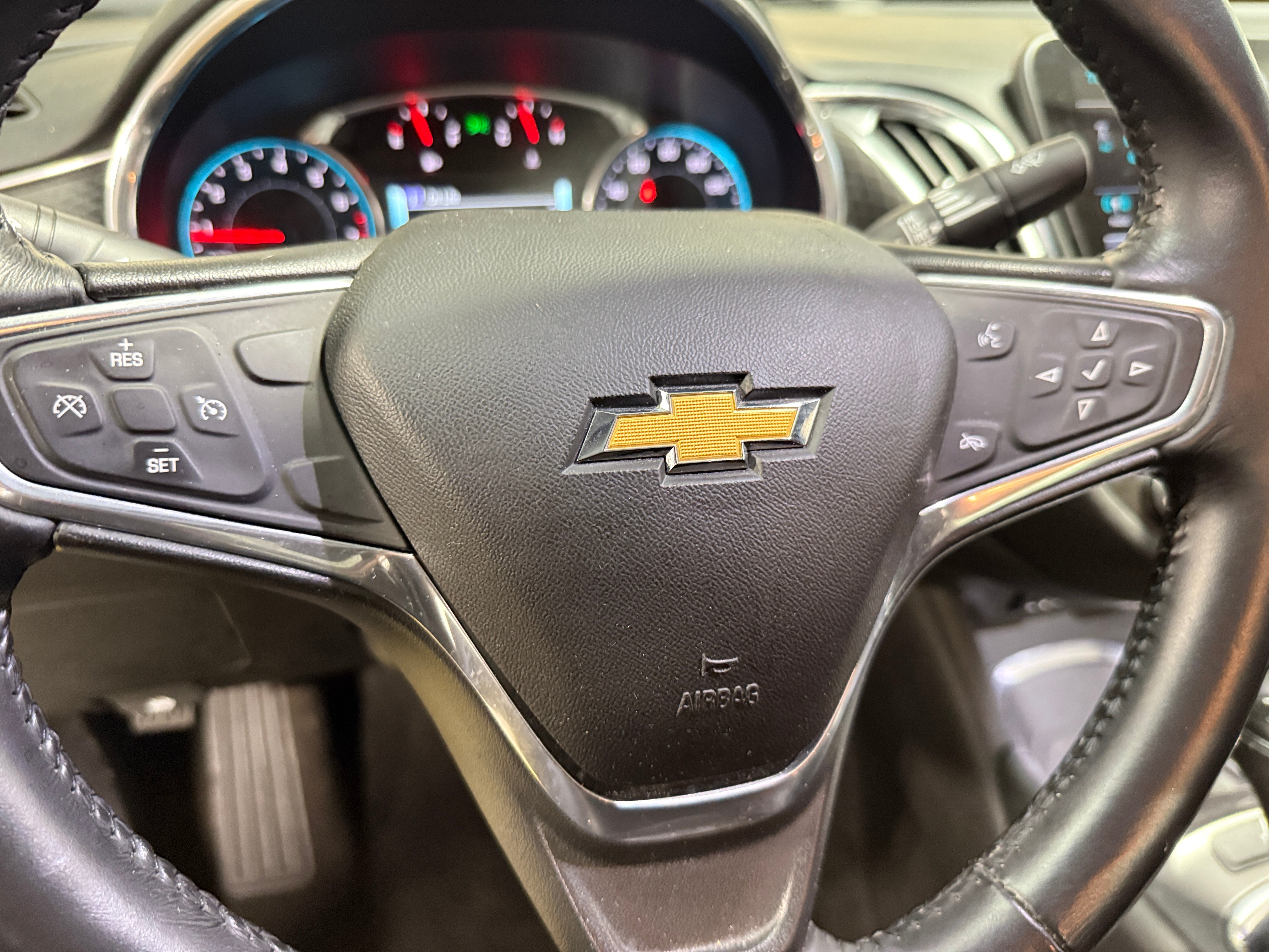 Thumbnail: 2018 Chevrolet Malibu - 5