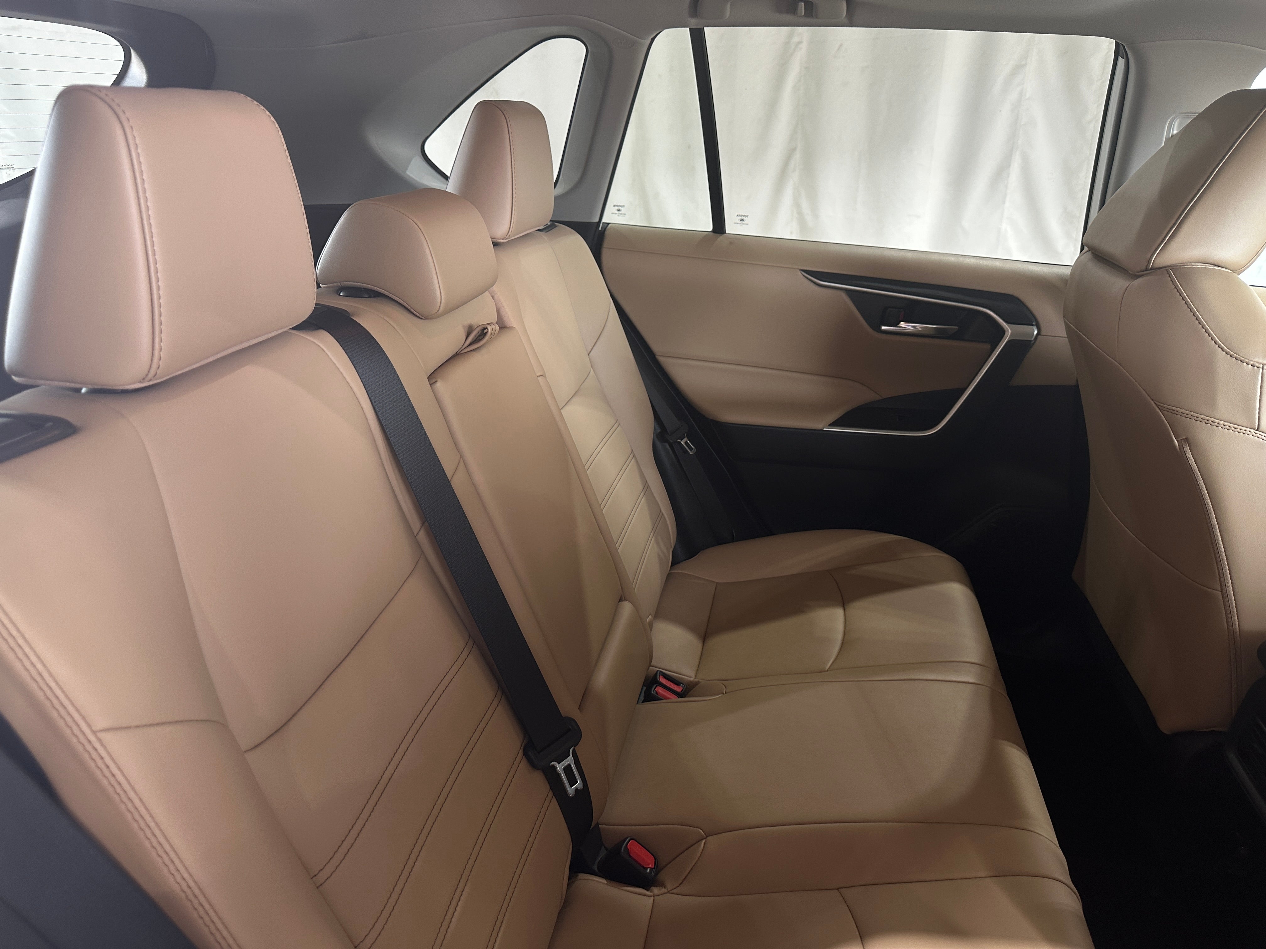 2021 Toyota RAV4 XLE Premium 5