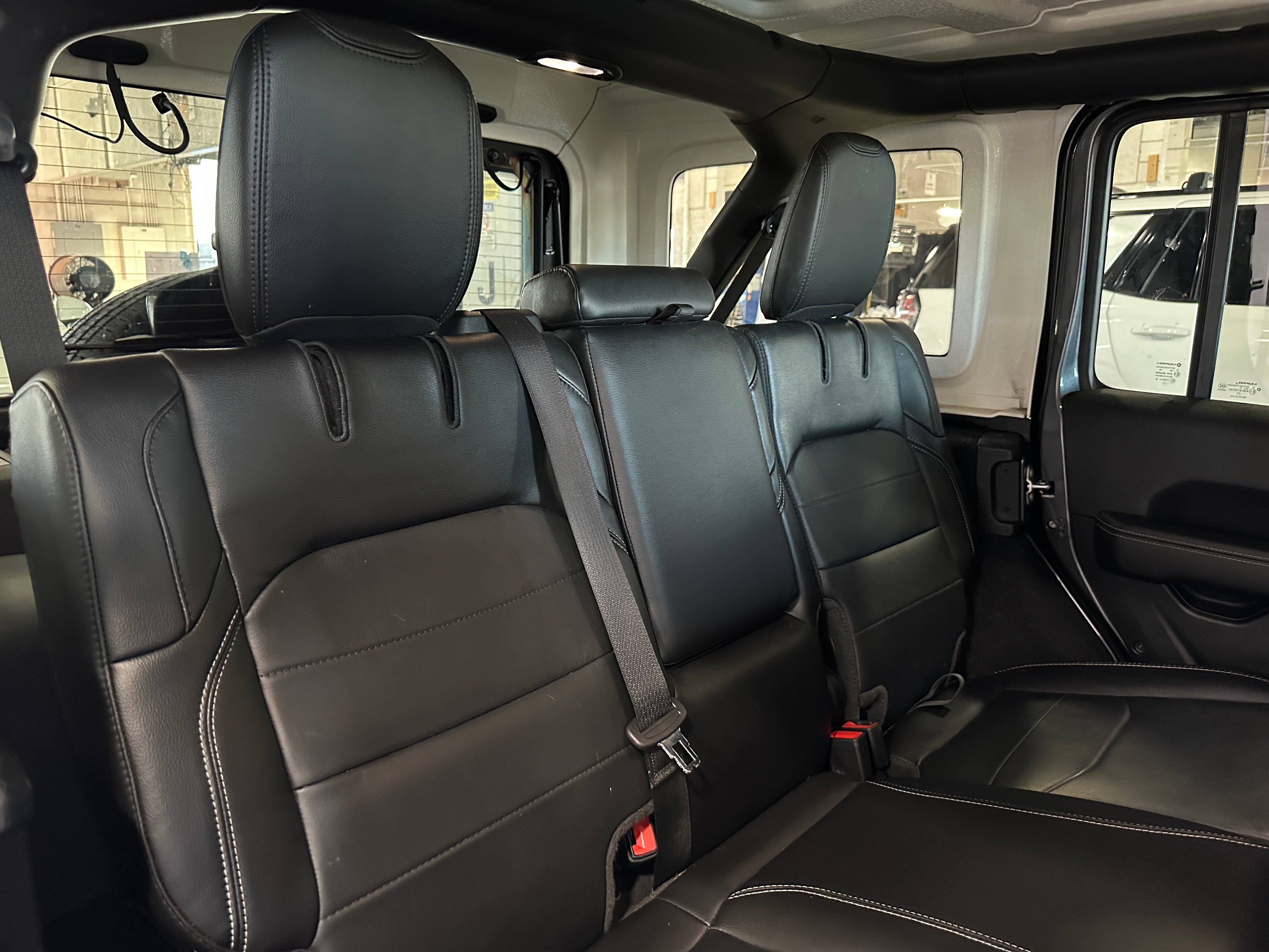 2021 Jeep Wrangler Unlimited Sahara 4xe 5
