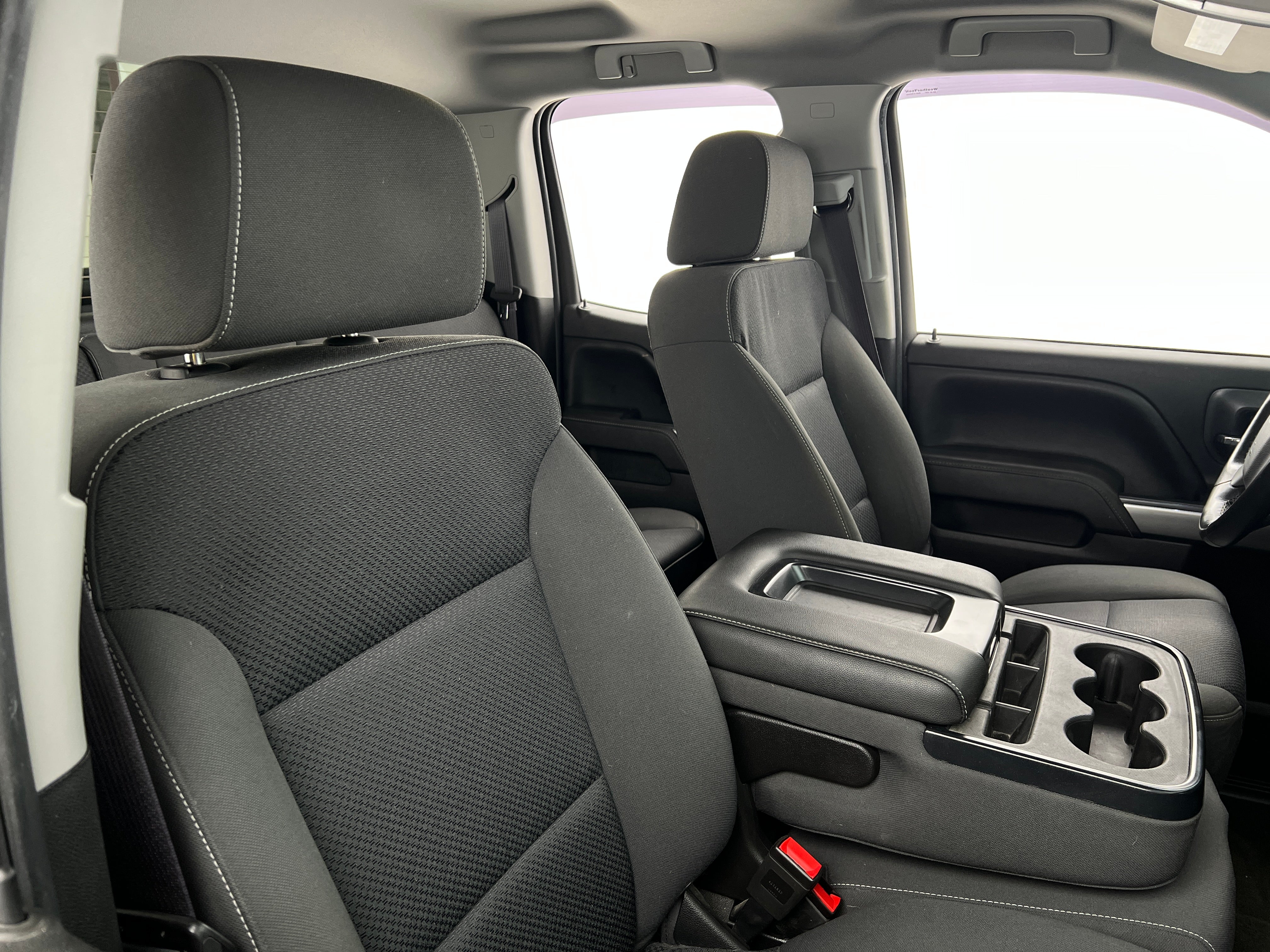 2017 Chevrolet Silverado 1500 LT 2