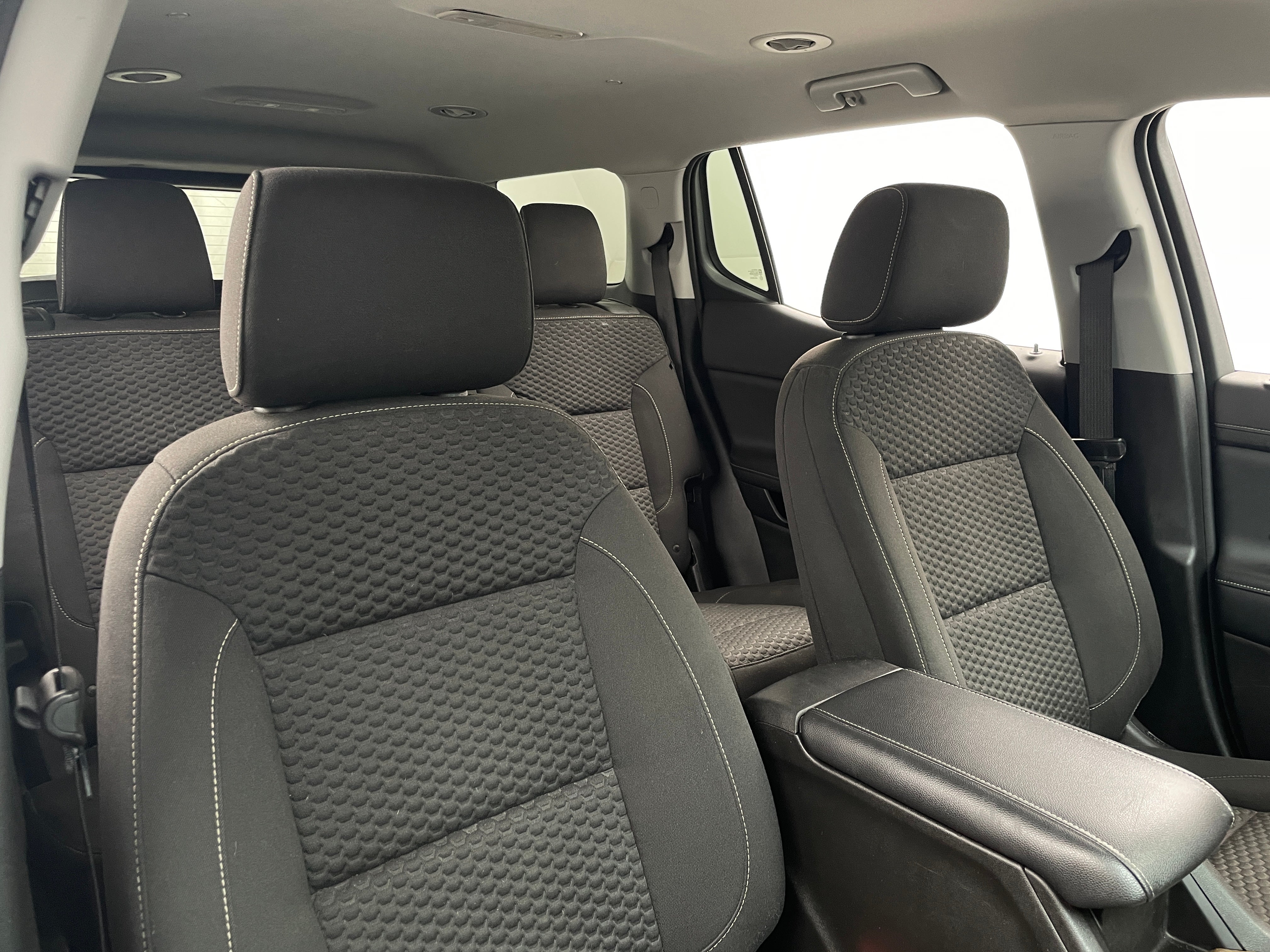 2019 GMC Acadia SLE 2