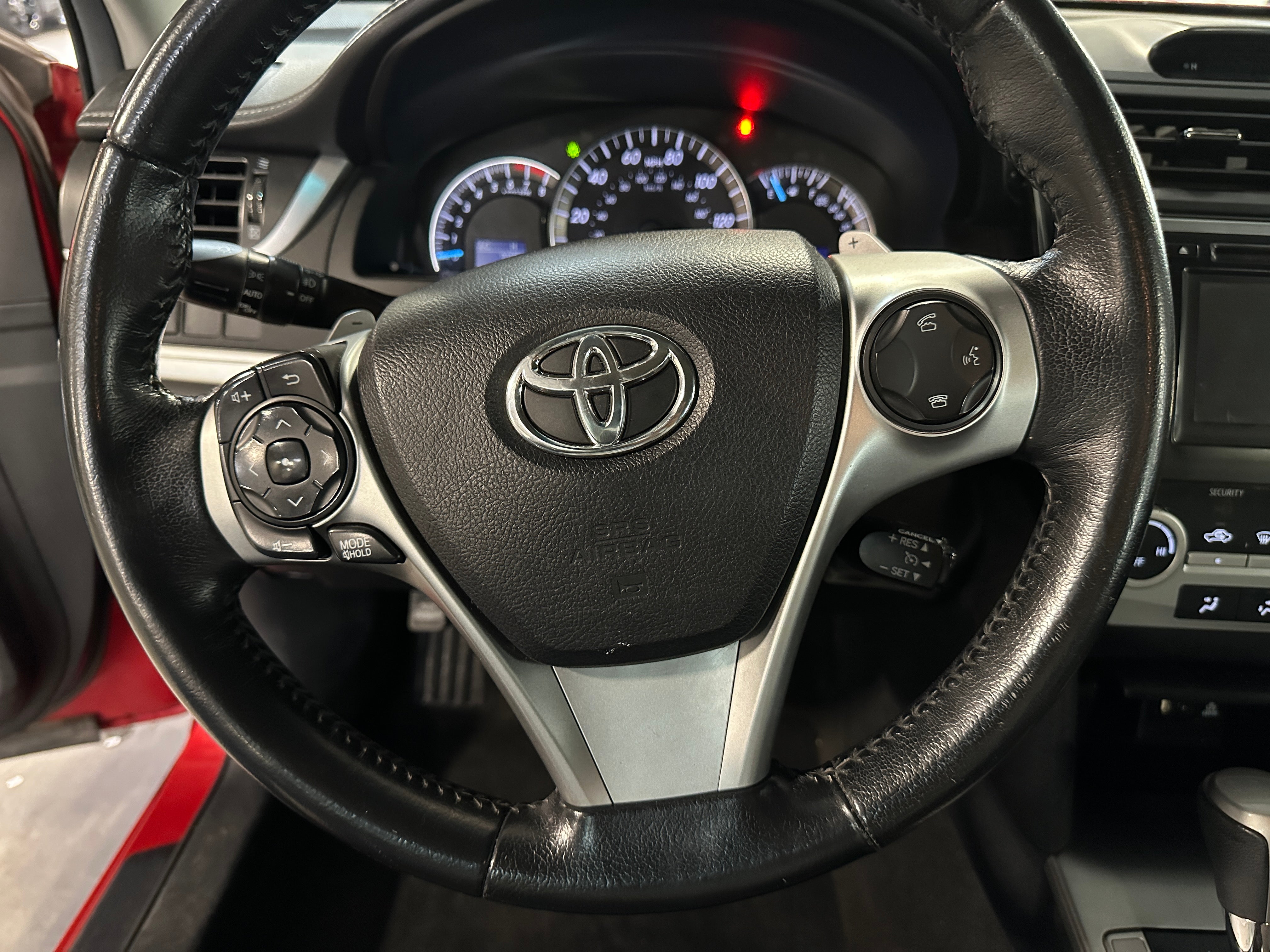 2014 Toyota Camry SE 5