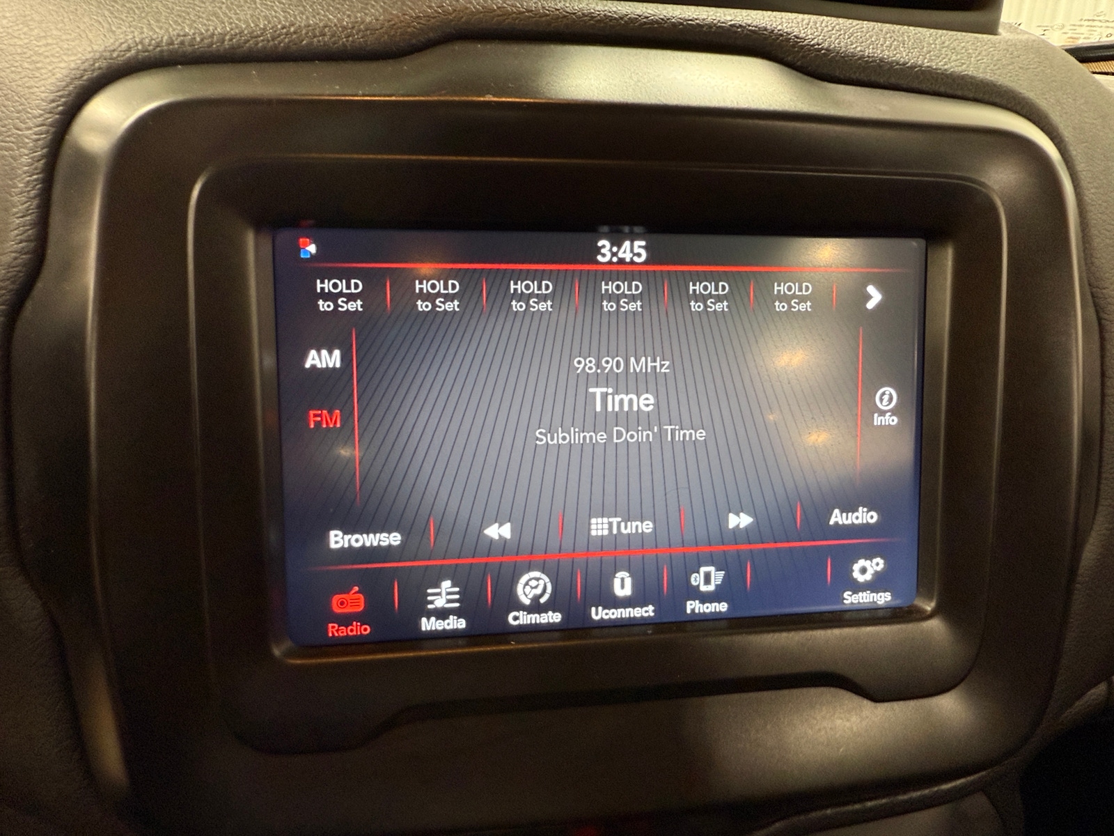 Thumbnail: 2021 Jeep Renegade - 4