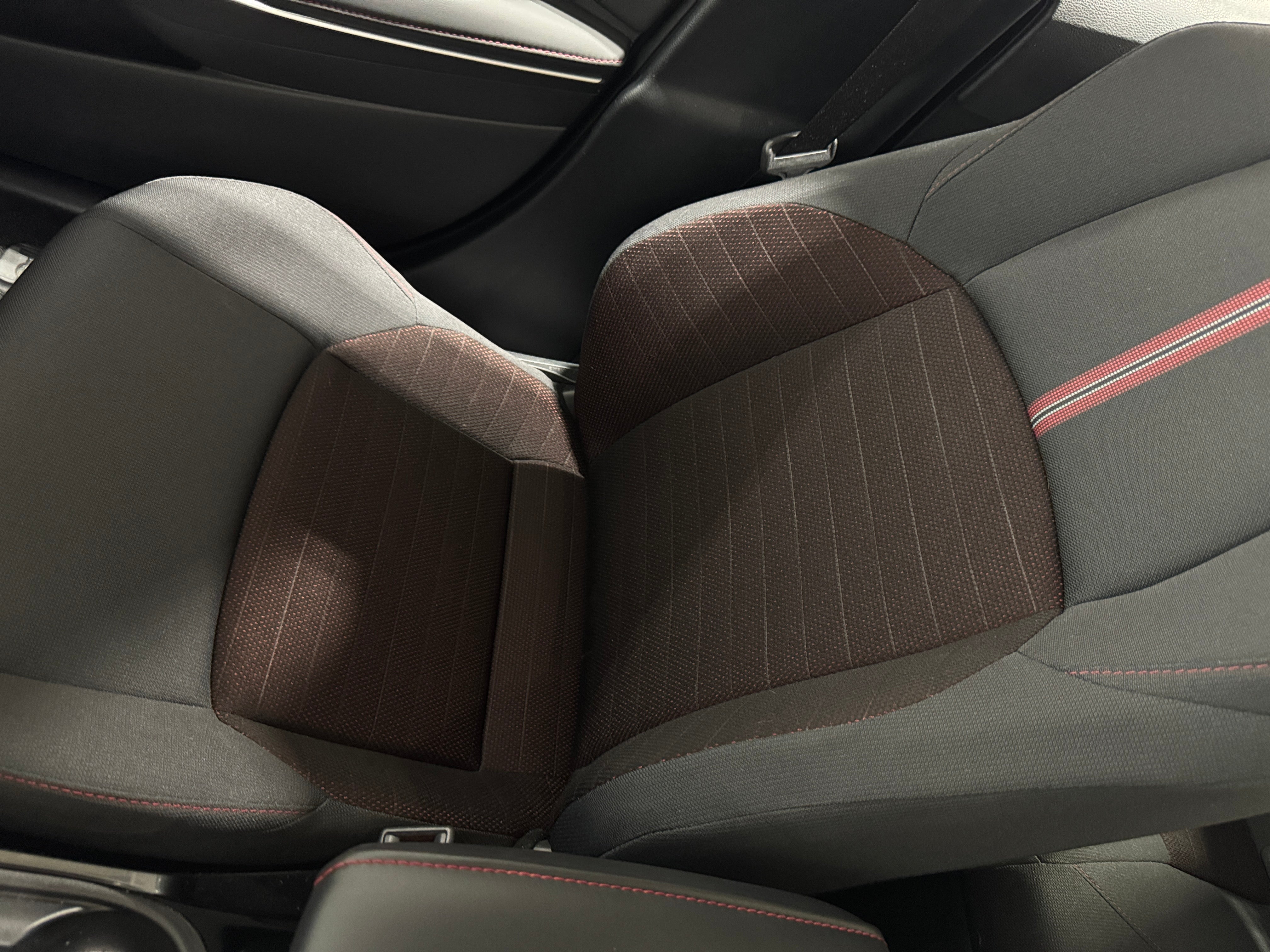 2024 Toyota Corolla SE 2