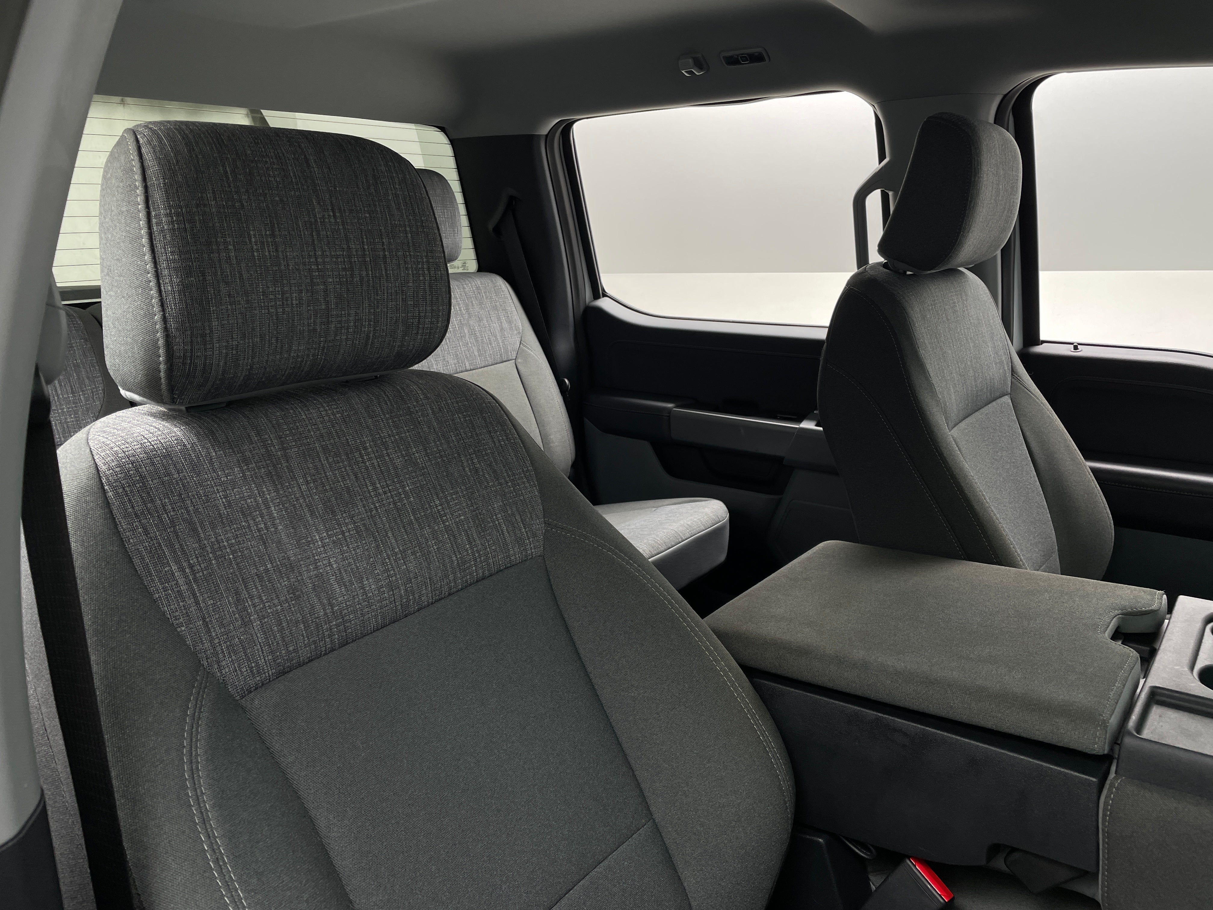 2022 Ford Econoline E-150 2