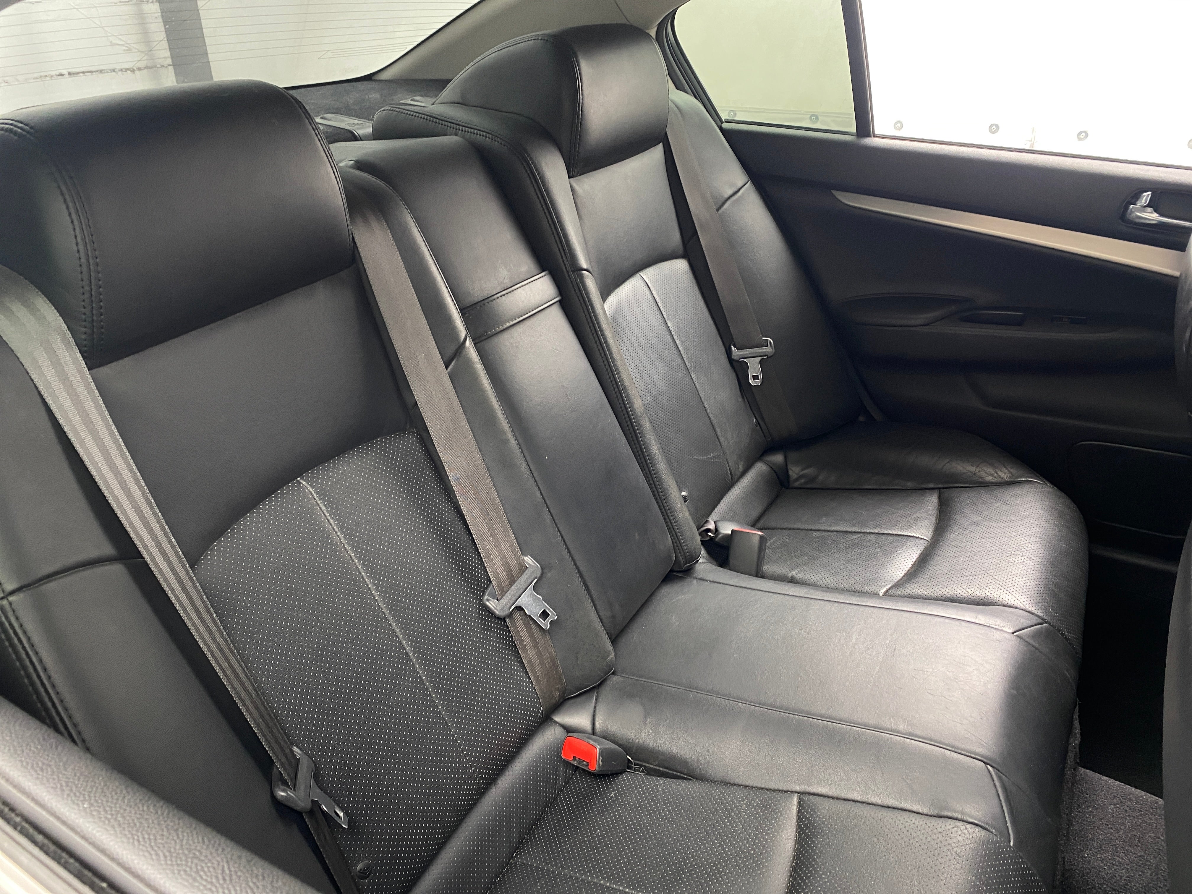 2013 INFINITI G37 Journey 5
