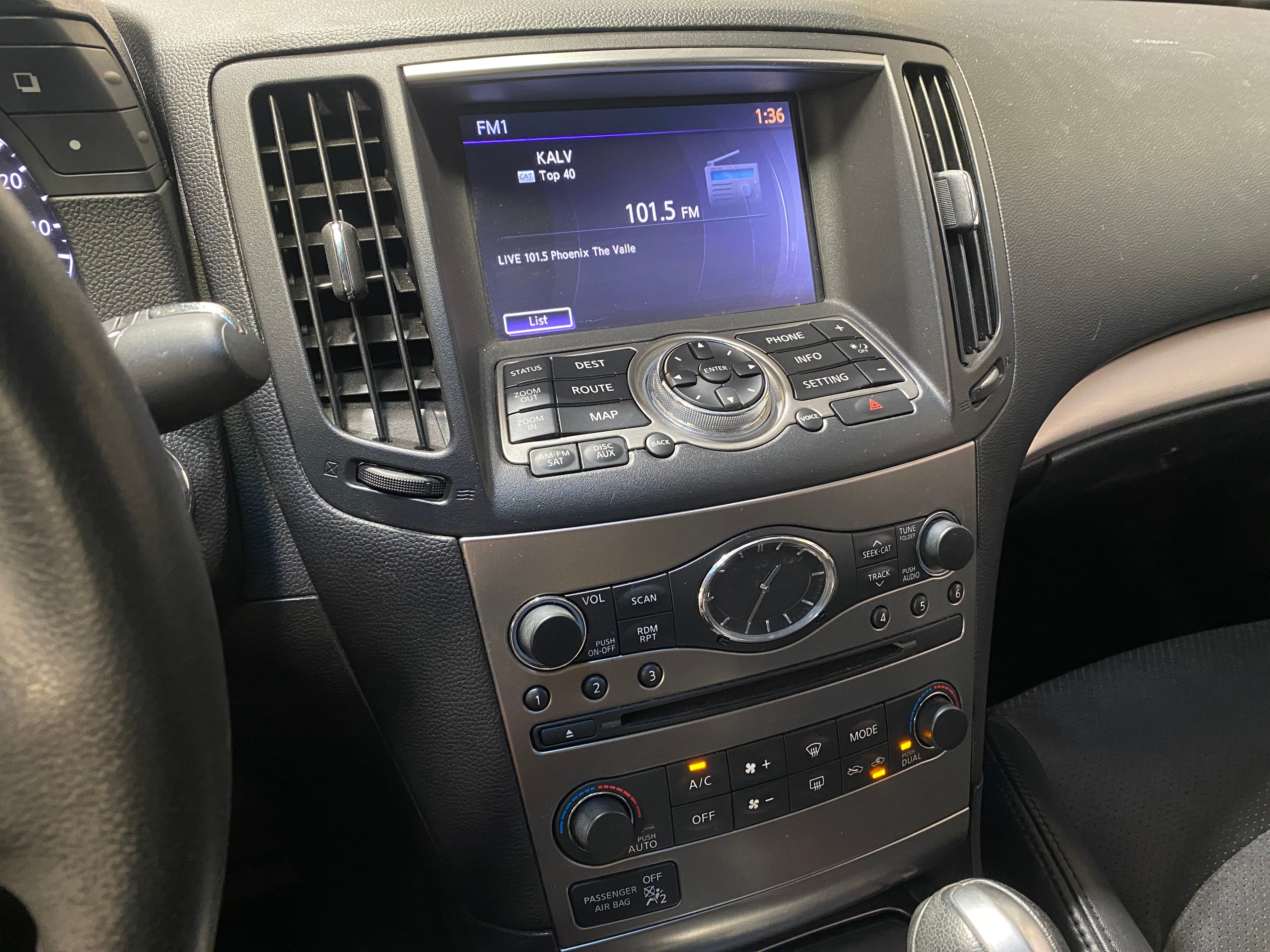 2013 INFINITI G37 Journey 3