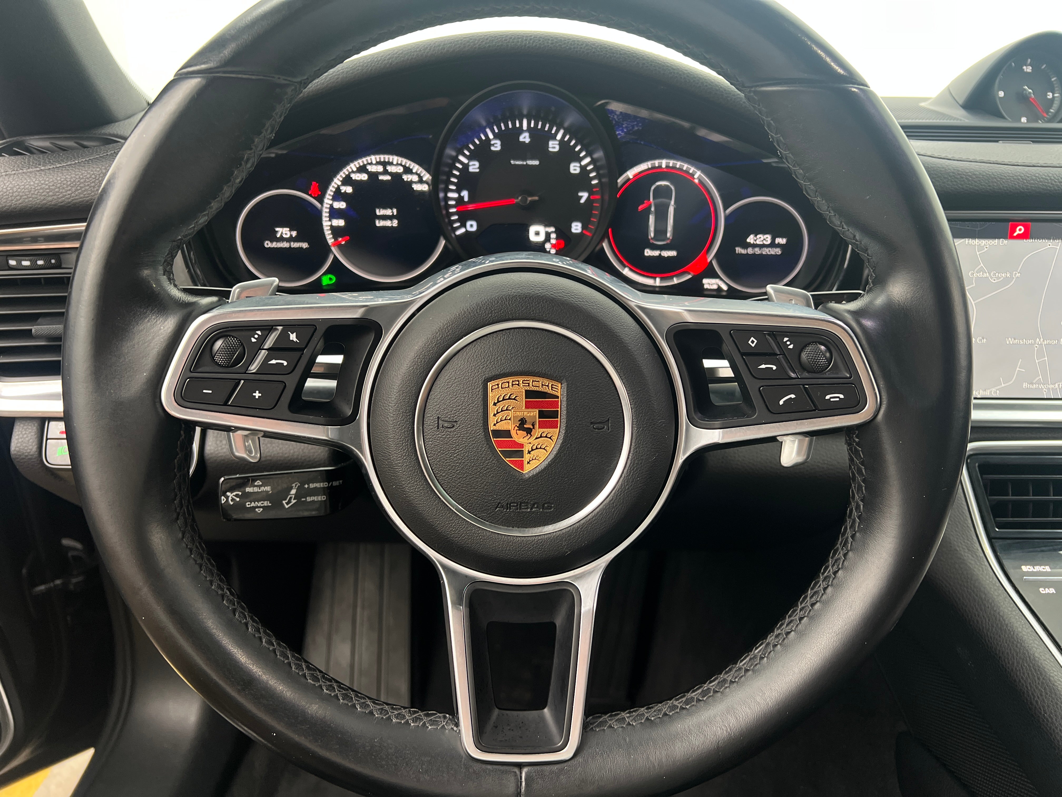 2018 Porsche Panamera 4 4