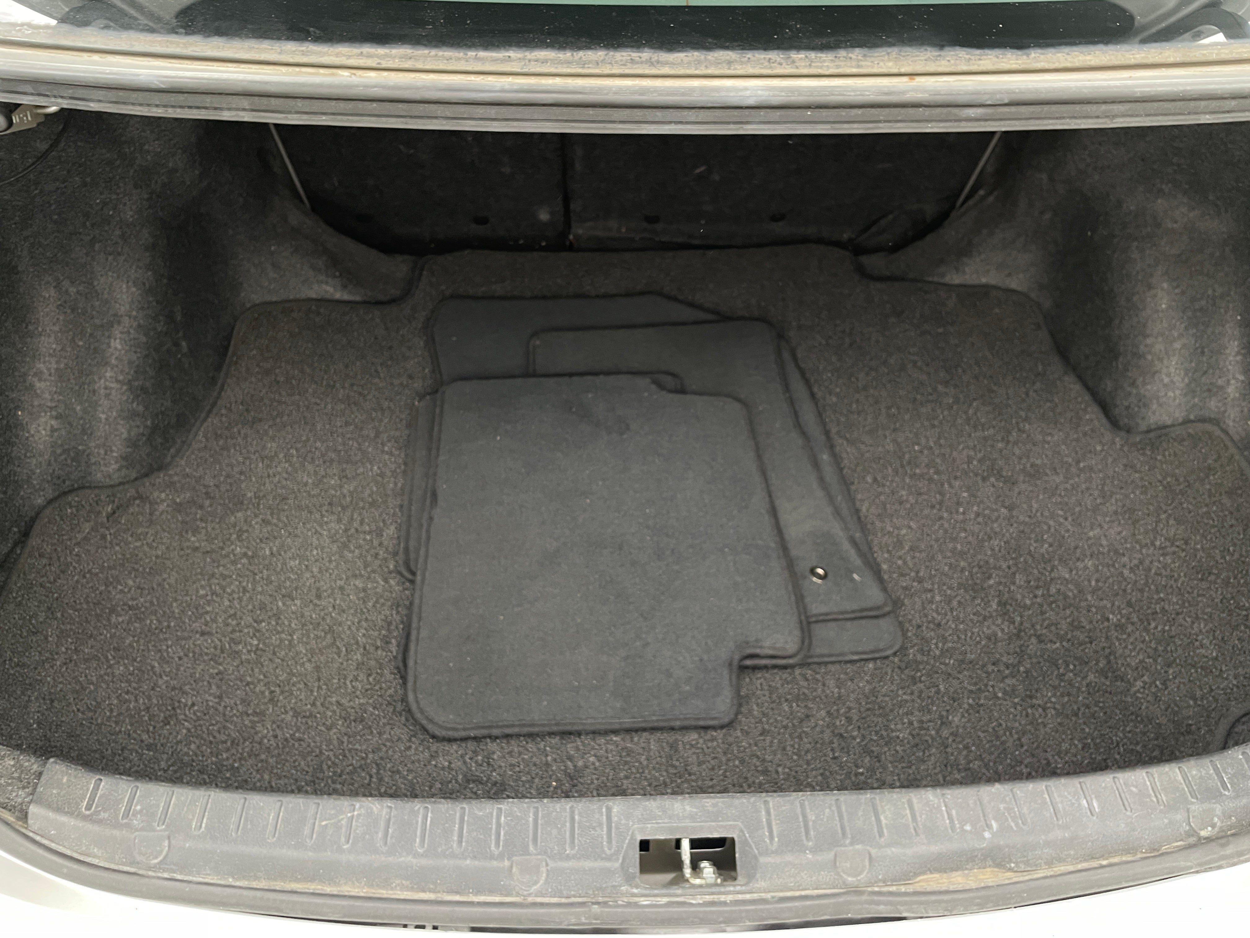 2012 Toyota Corolla L 7