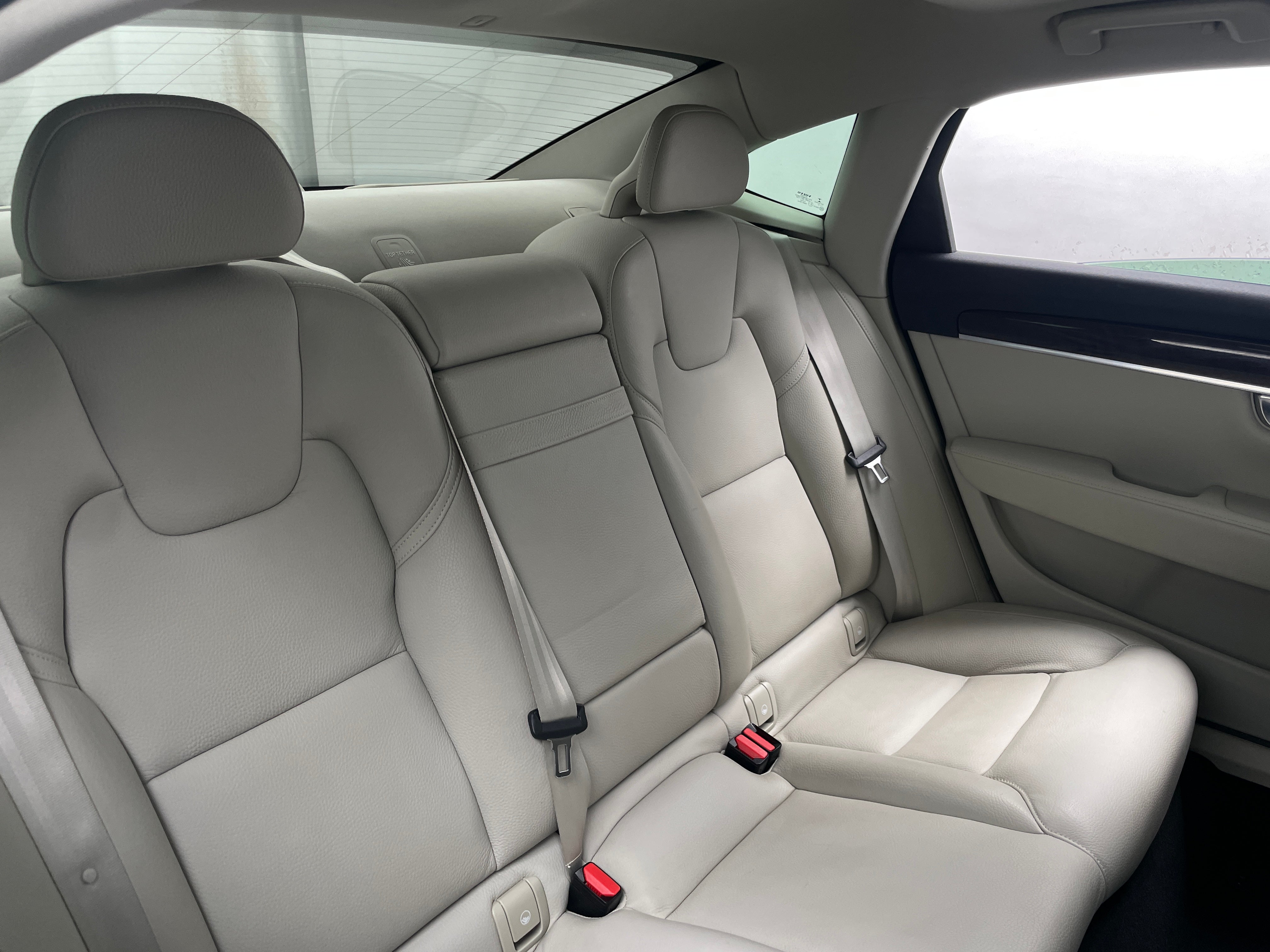 2018 Volvo S90 T5 Momentum 5