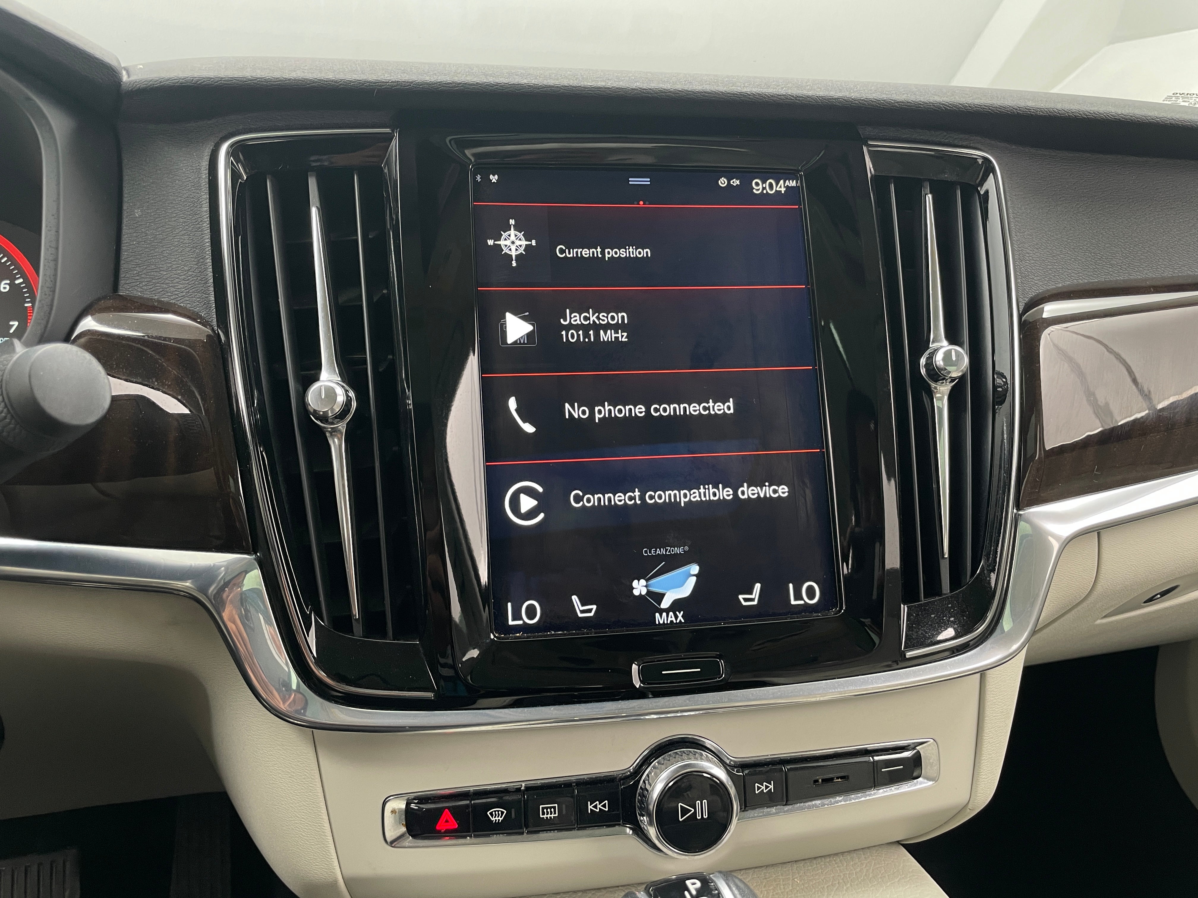 2018 Volvo S90 T5 Momentum 3