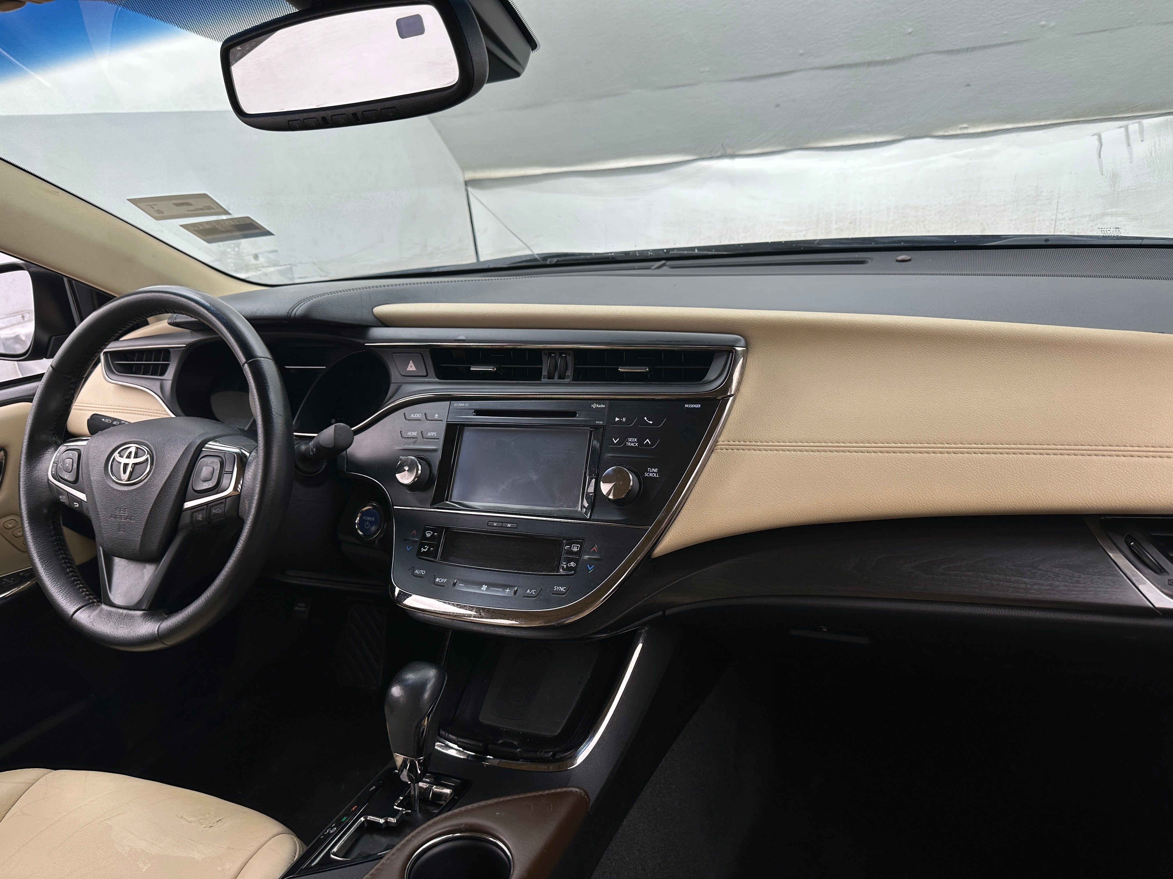 2018 Toyota Avalon XLE 2