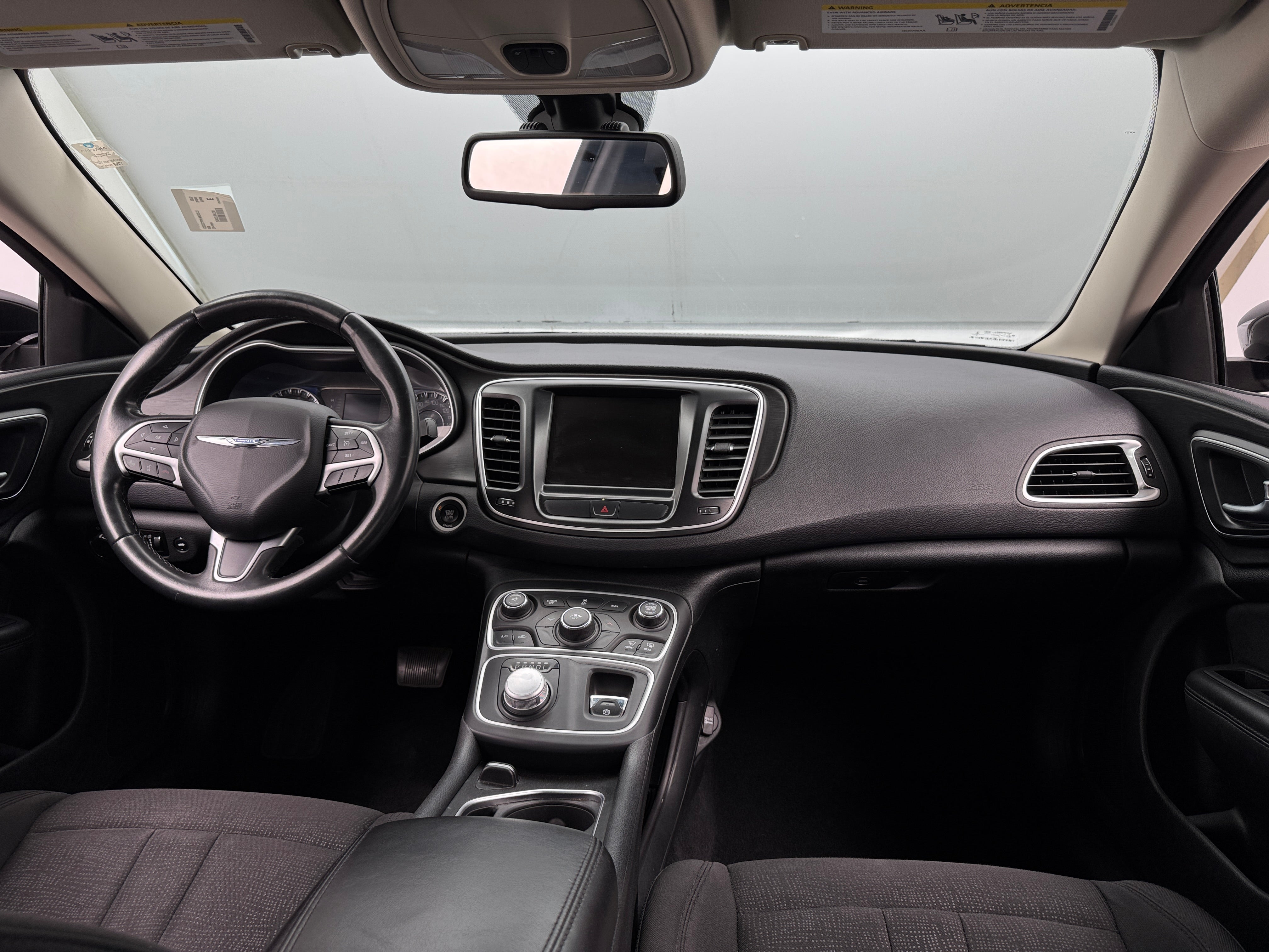 2015 Chrysler 200 Limited 3