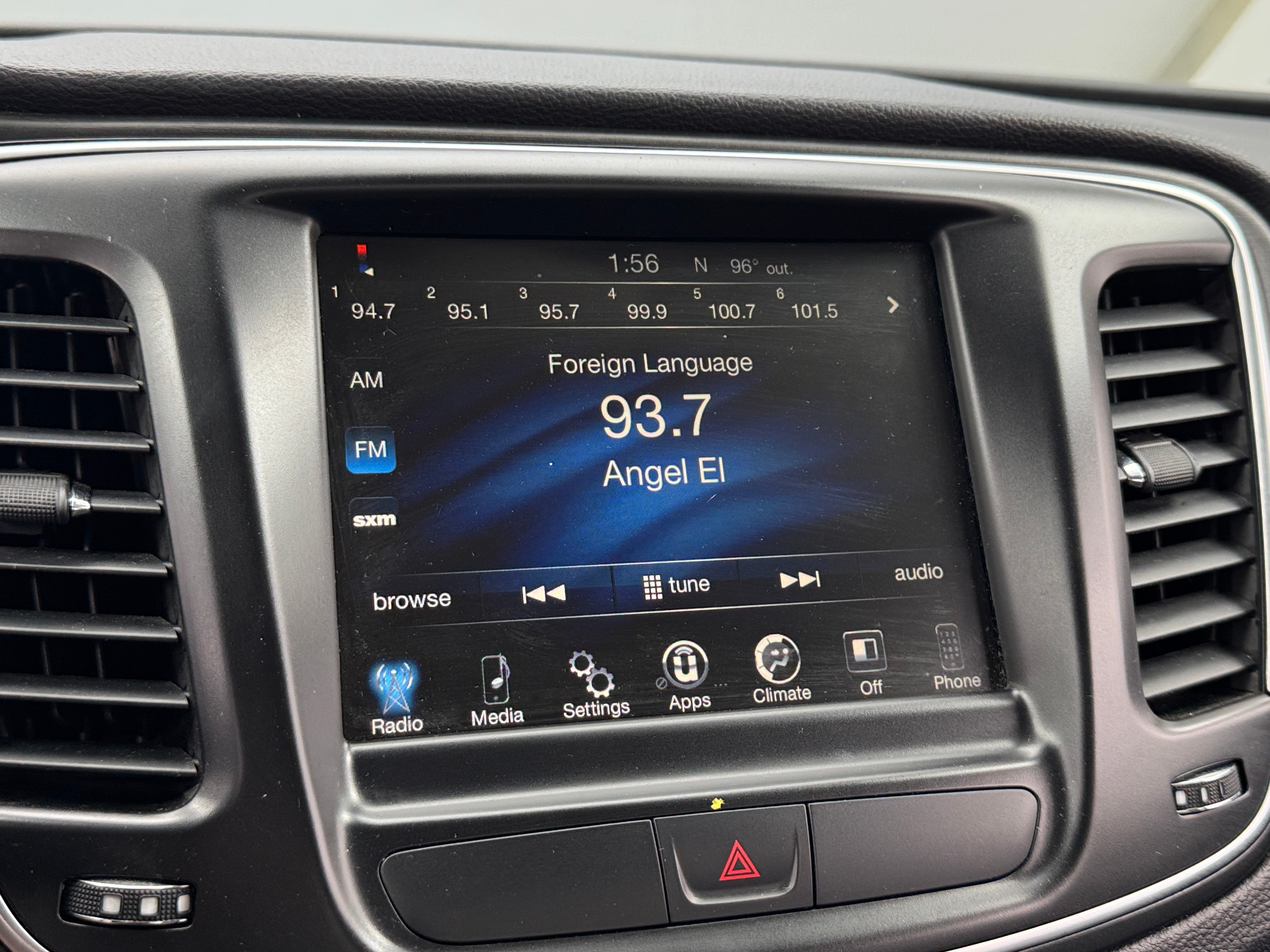 2015 Chrysler 200 Limited 4