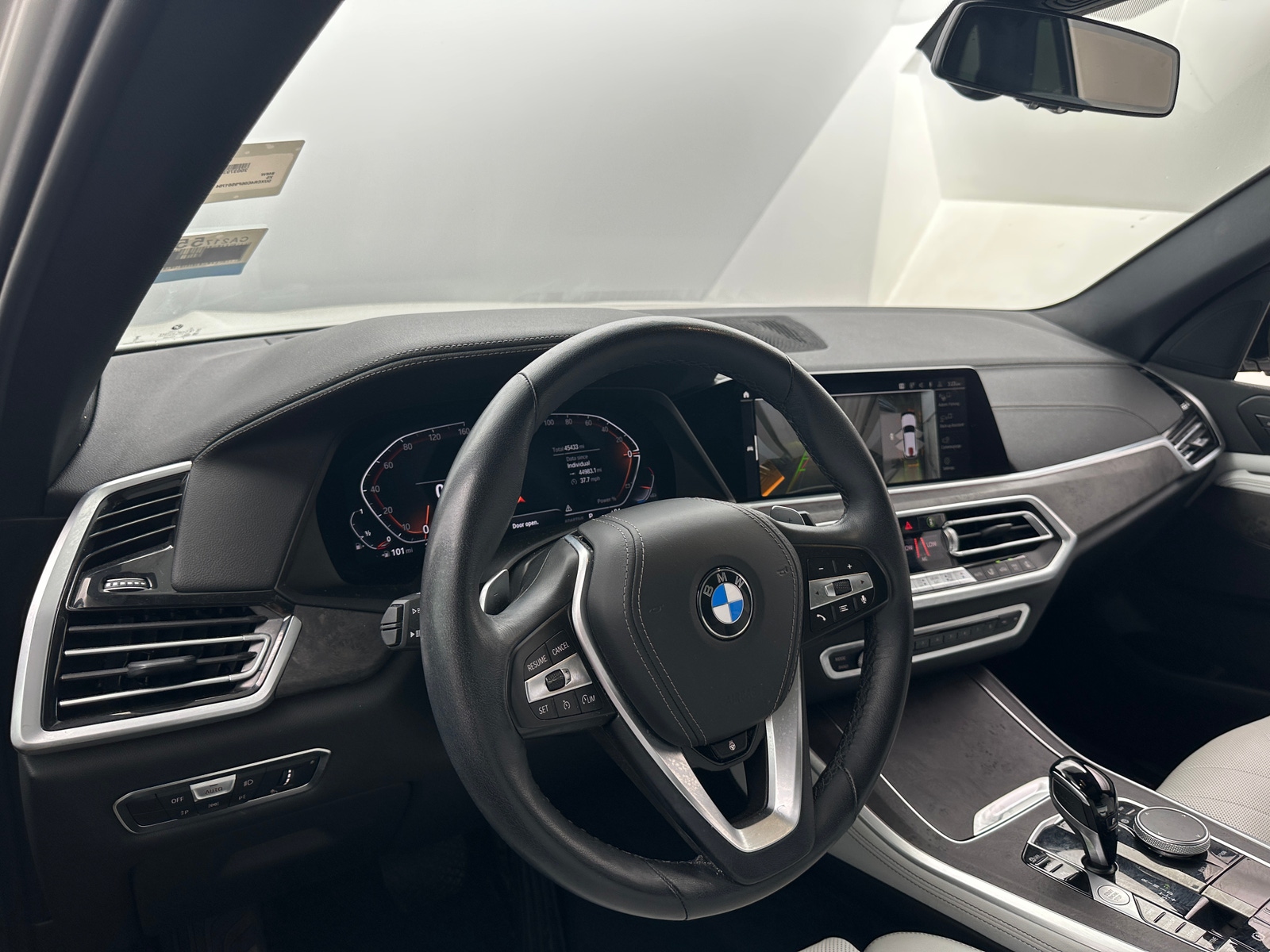 Thumbnail: 2023 BMW X5 - 2