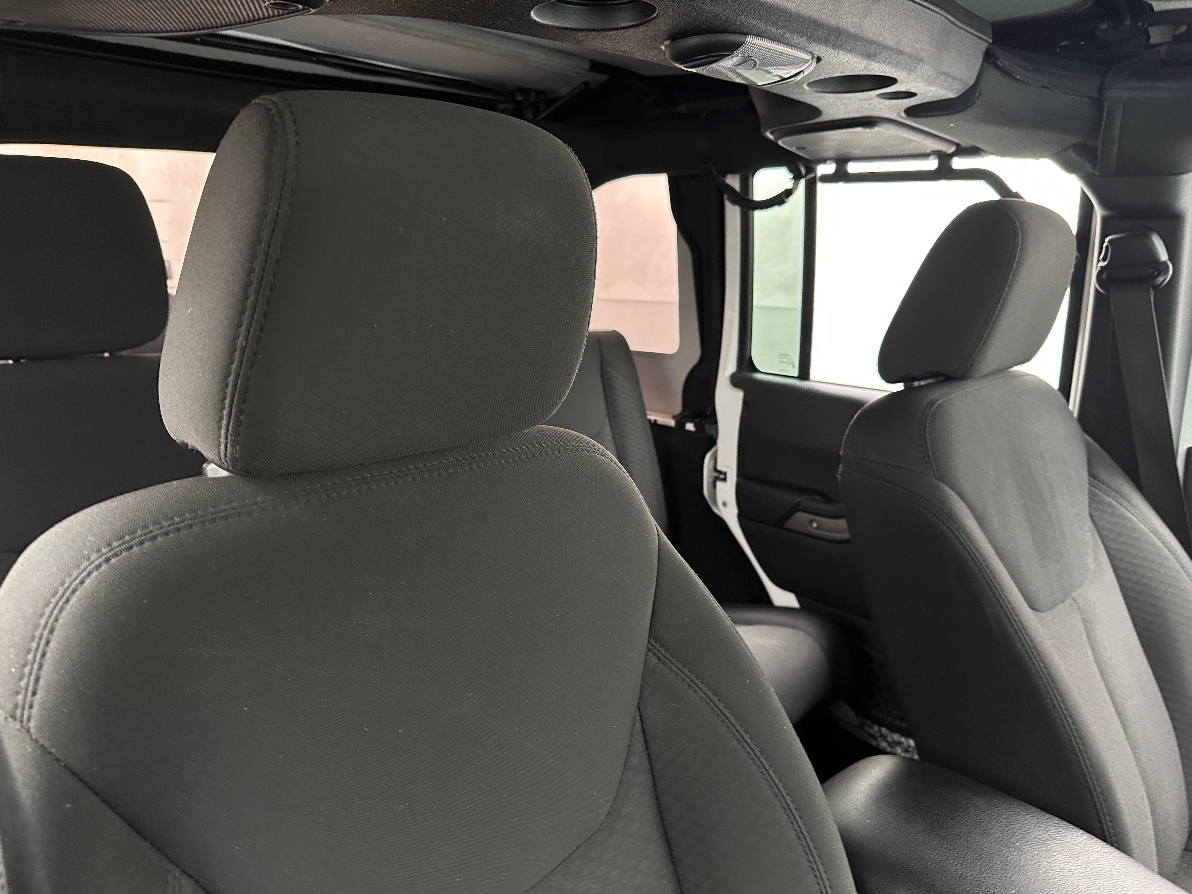 2015 Jeep Wrangler Unlimited Willys Wheeler 2