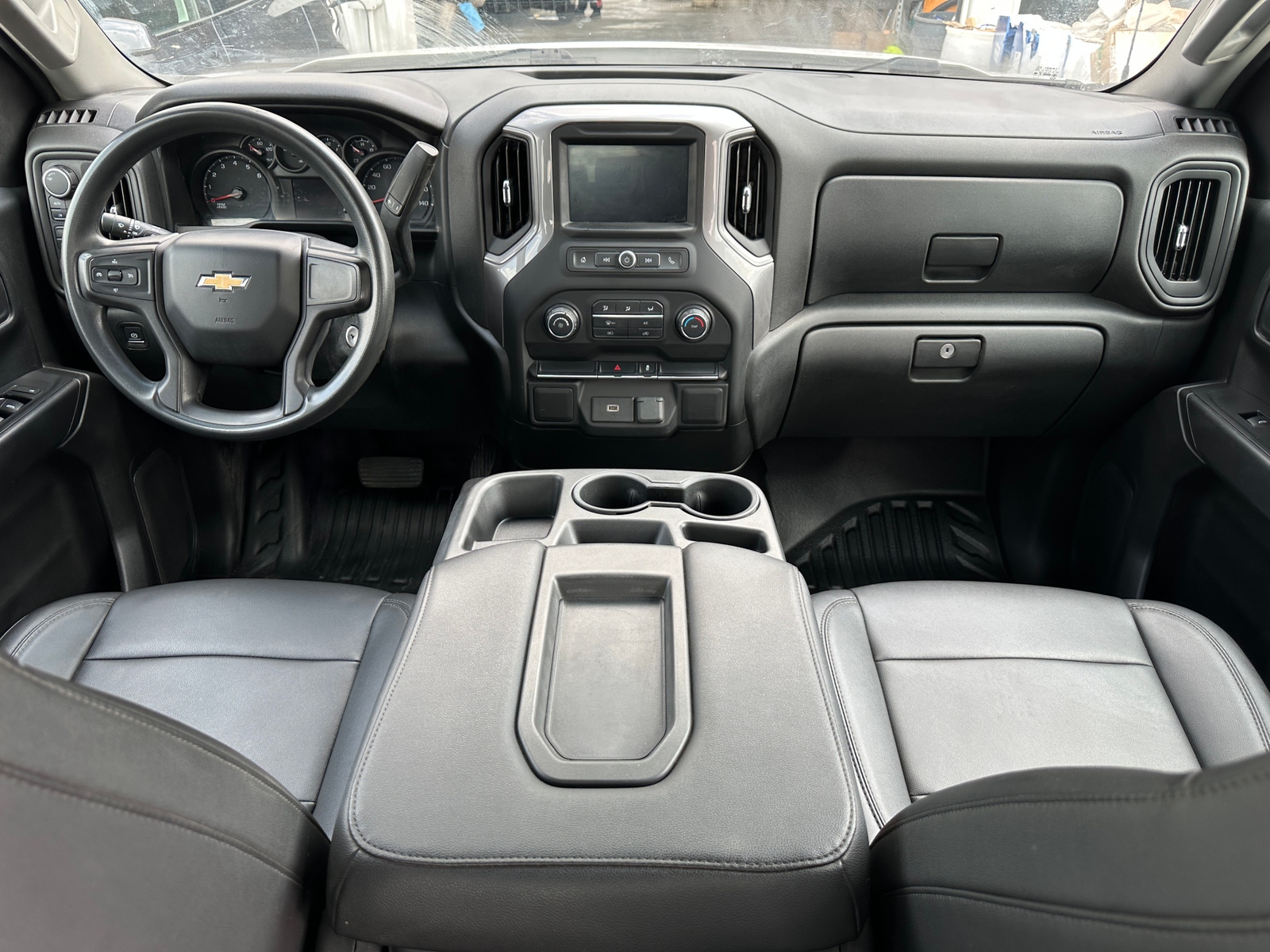 Thumbnail: 2020 Chevrolet Silverado 1500 - 3