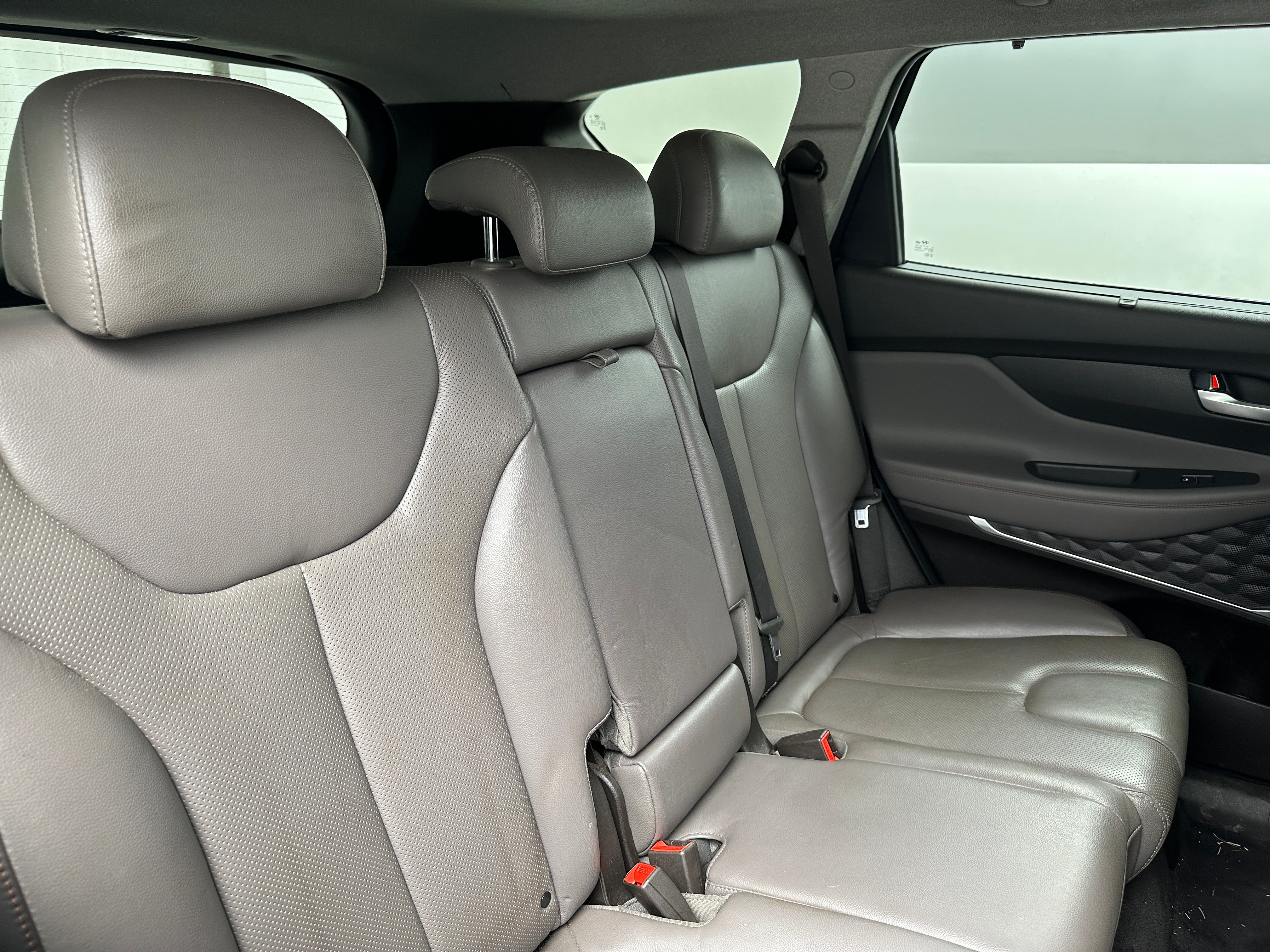 2020 Hyundai Santa Fe SEL 5