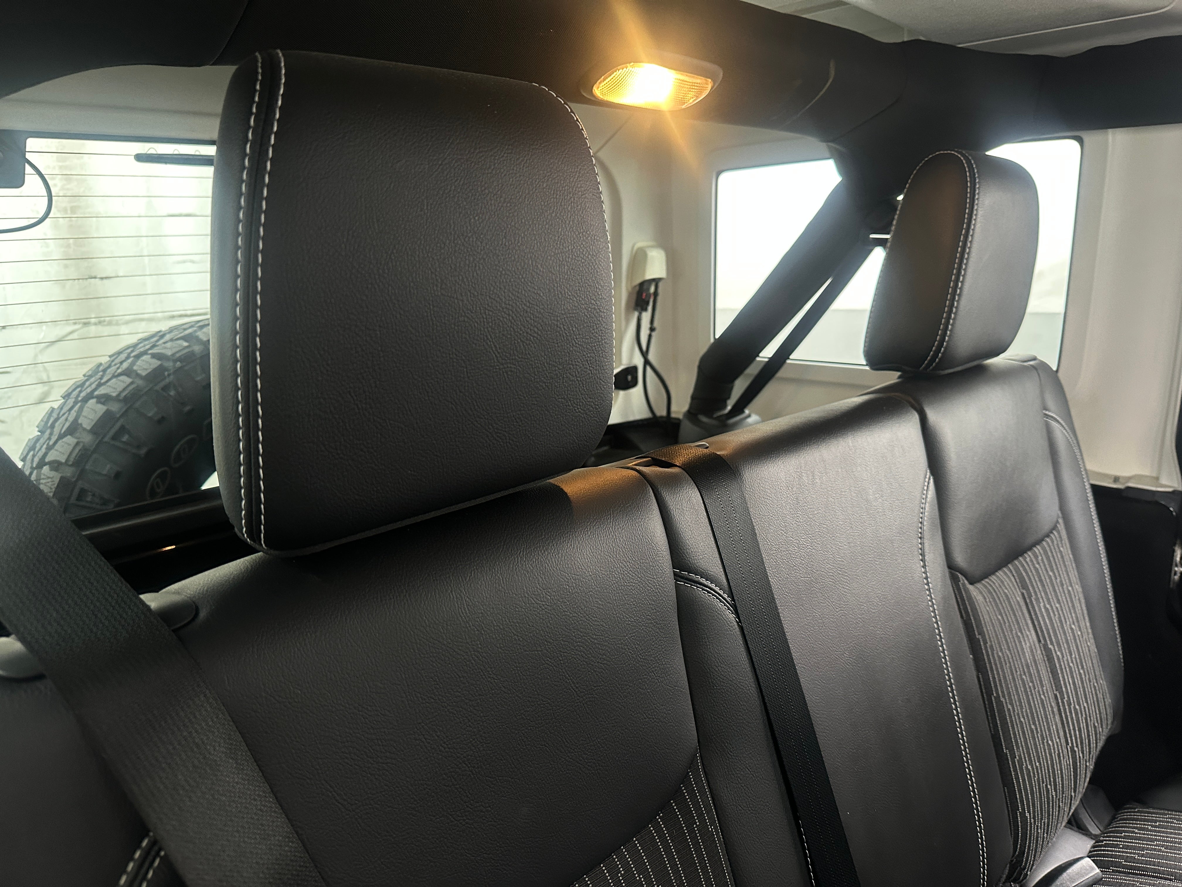 2015 Jeep Wrangler Unlimited Sport 5