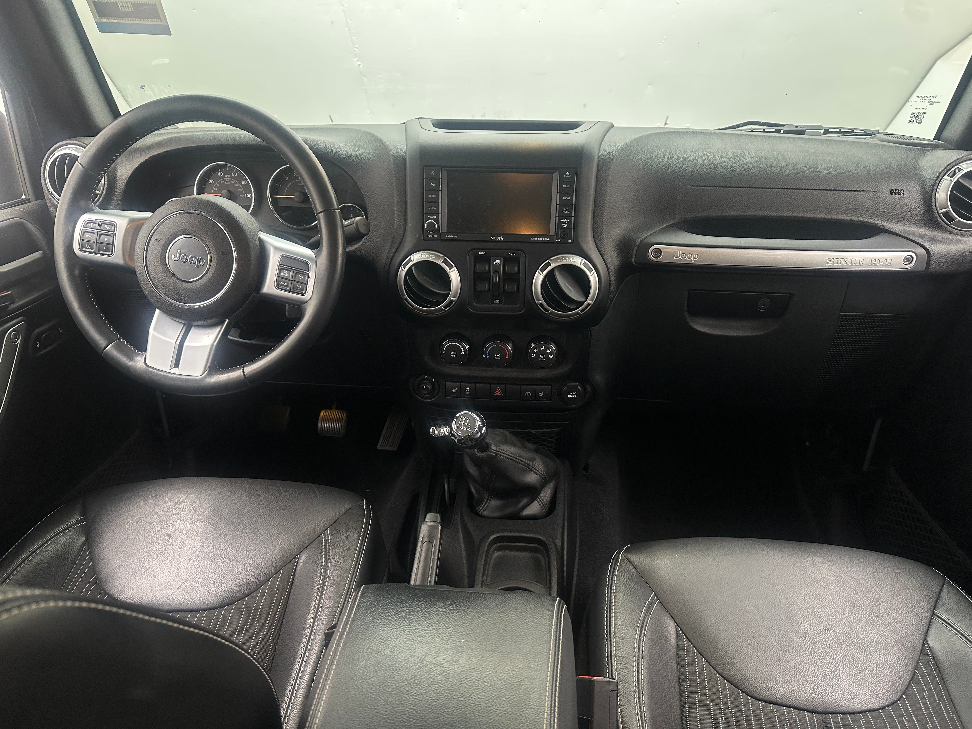 2015 Jeep Wrangler Unlimited Sport 2