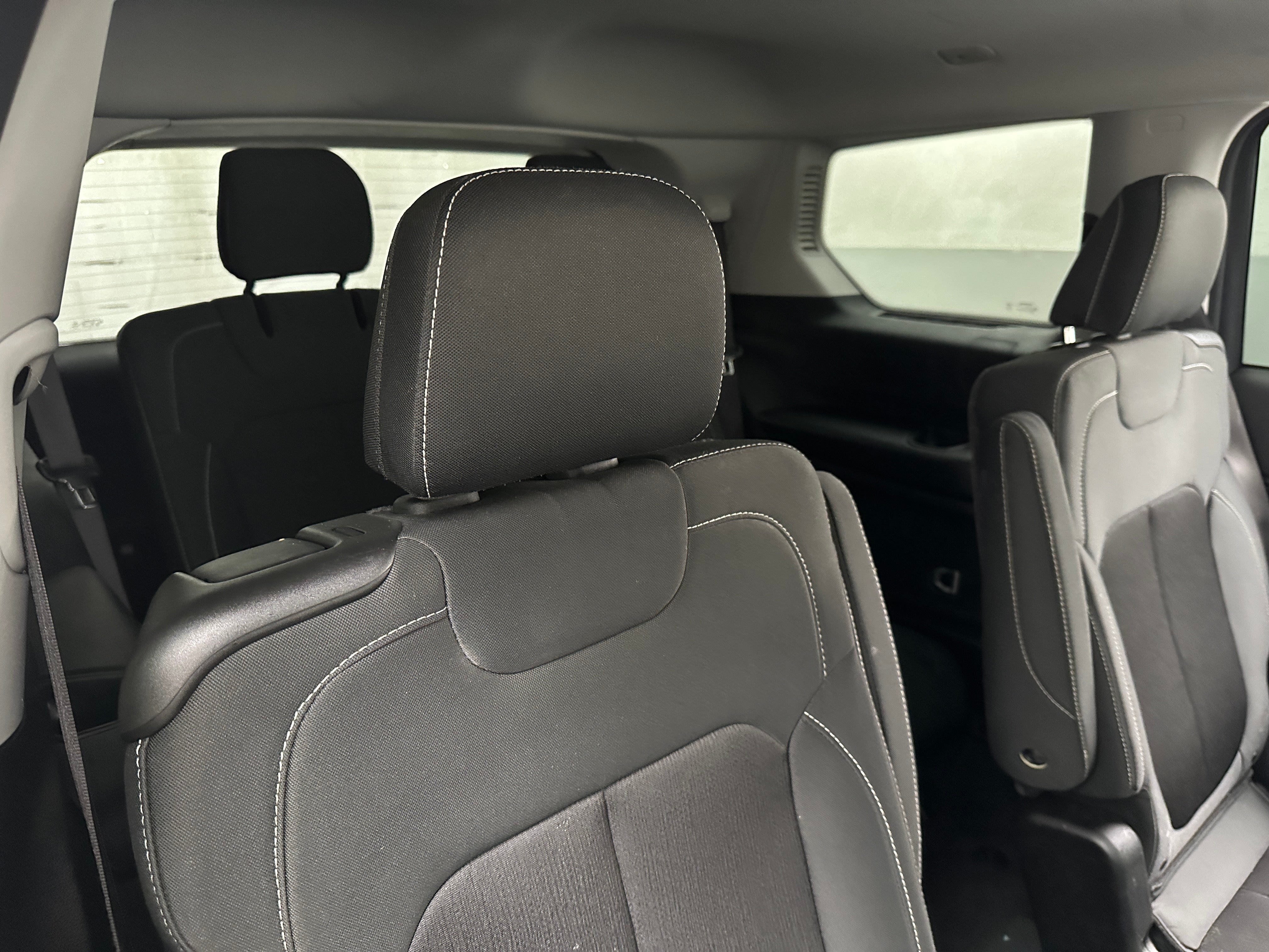 2023 Jeep Grand Cherokee L Laredo 6