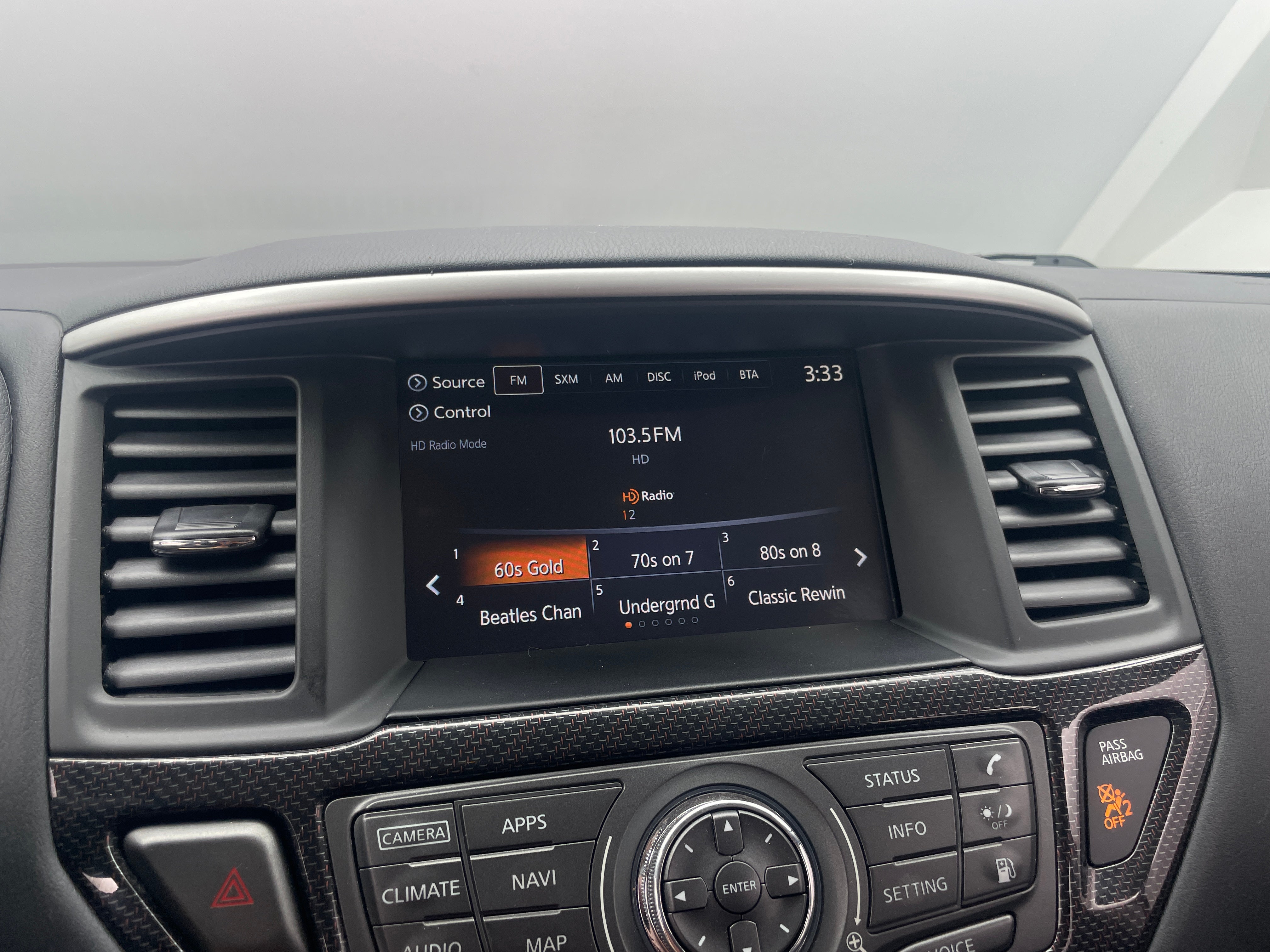 2019 Nissan Pathfinder SL 3