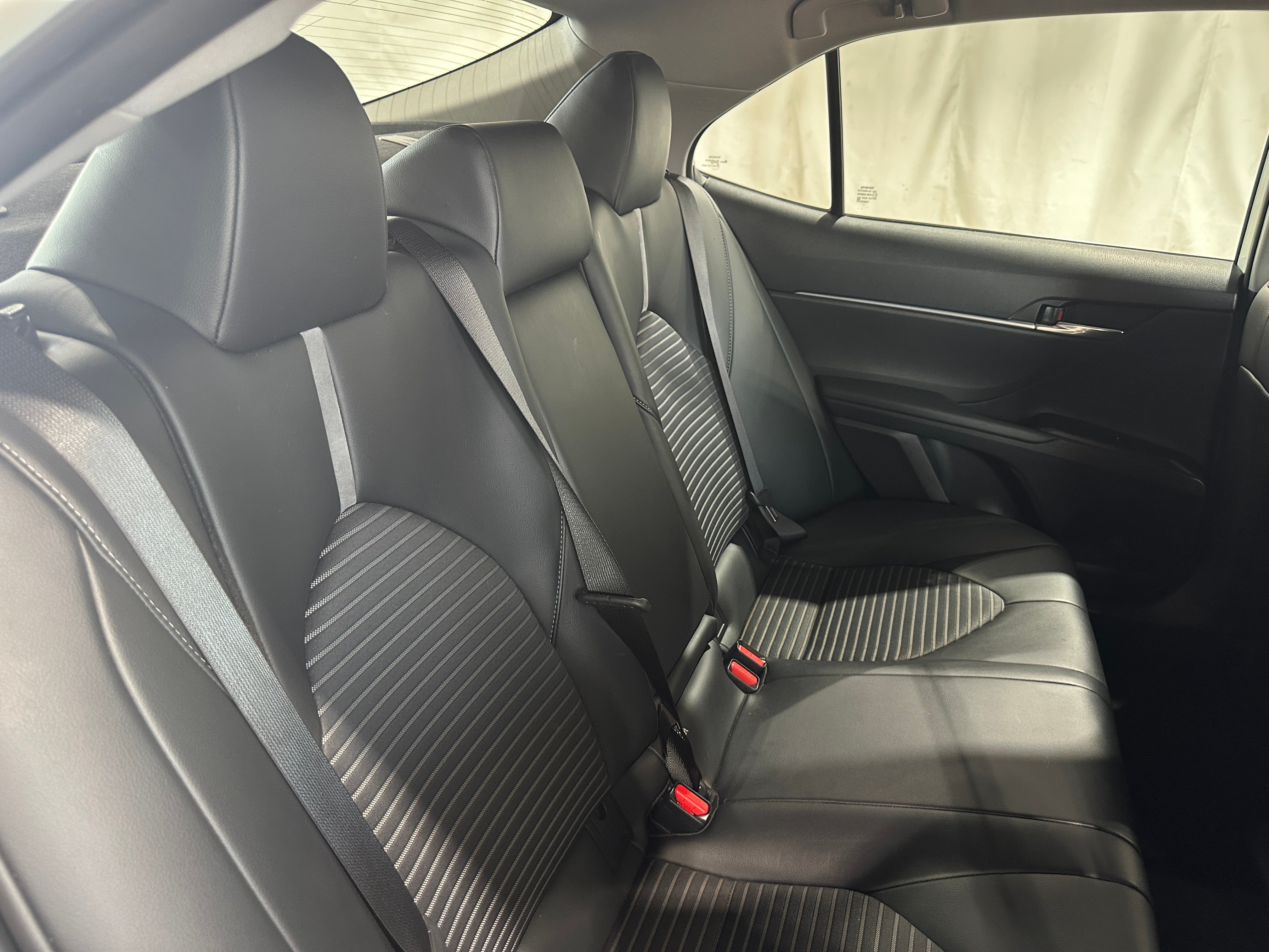 2022 Toyota Camry SE 5