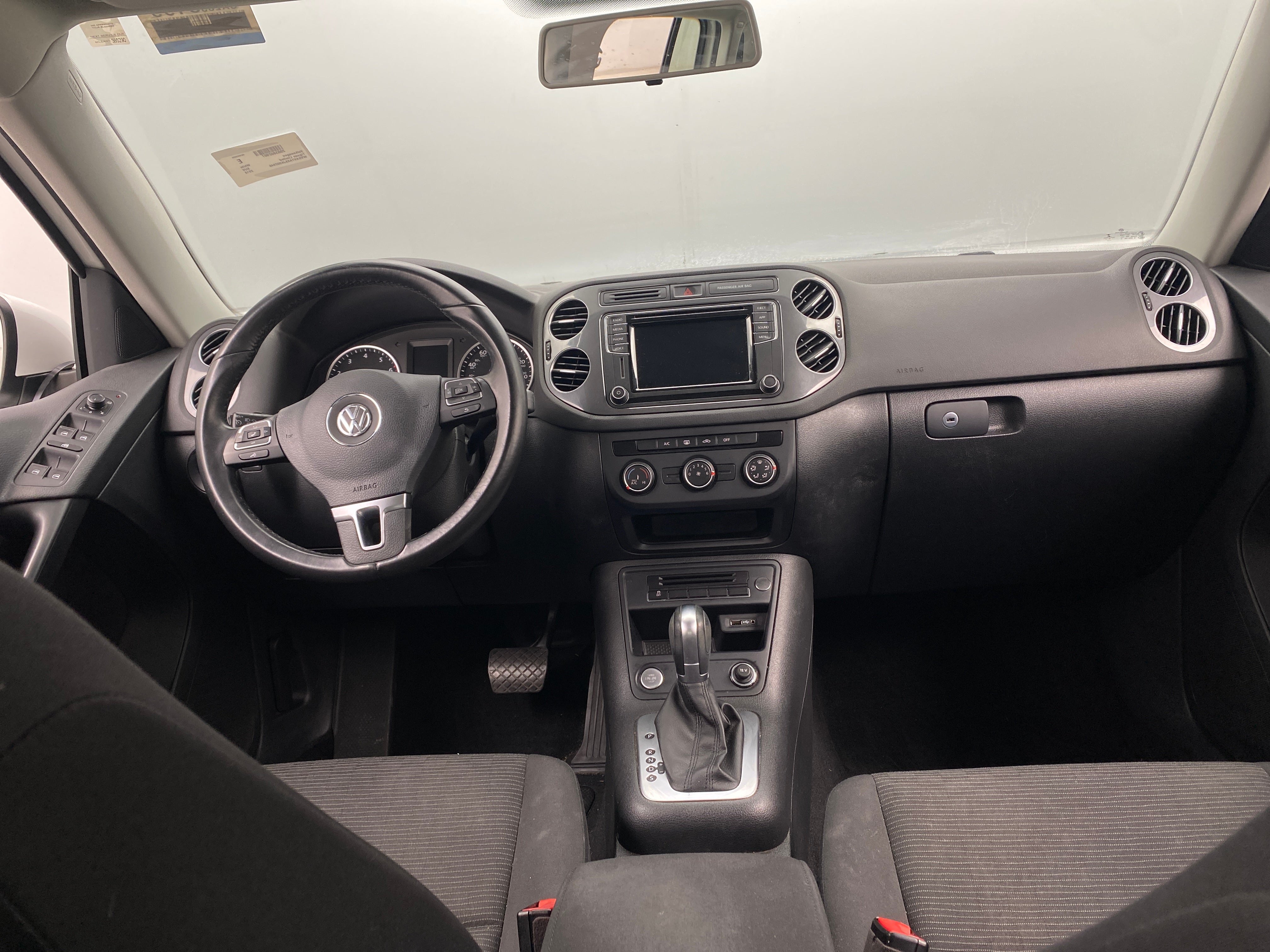 2018 Volkswagen Tiguan Limited 3