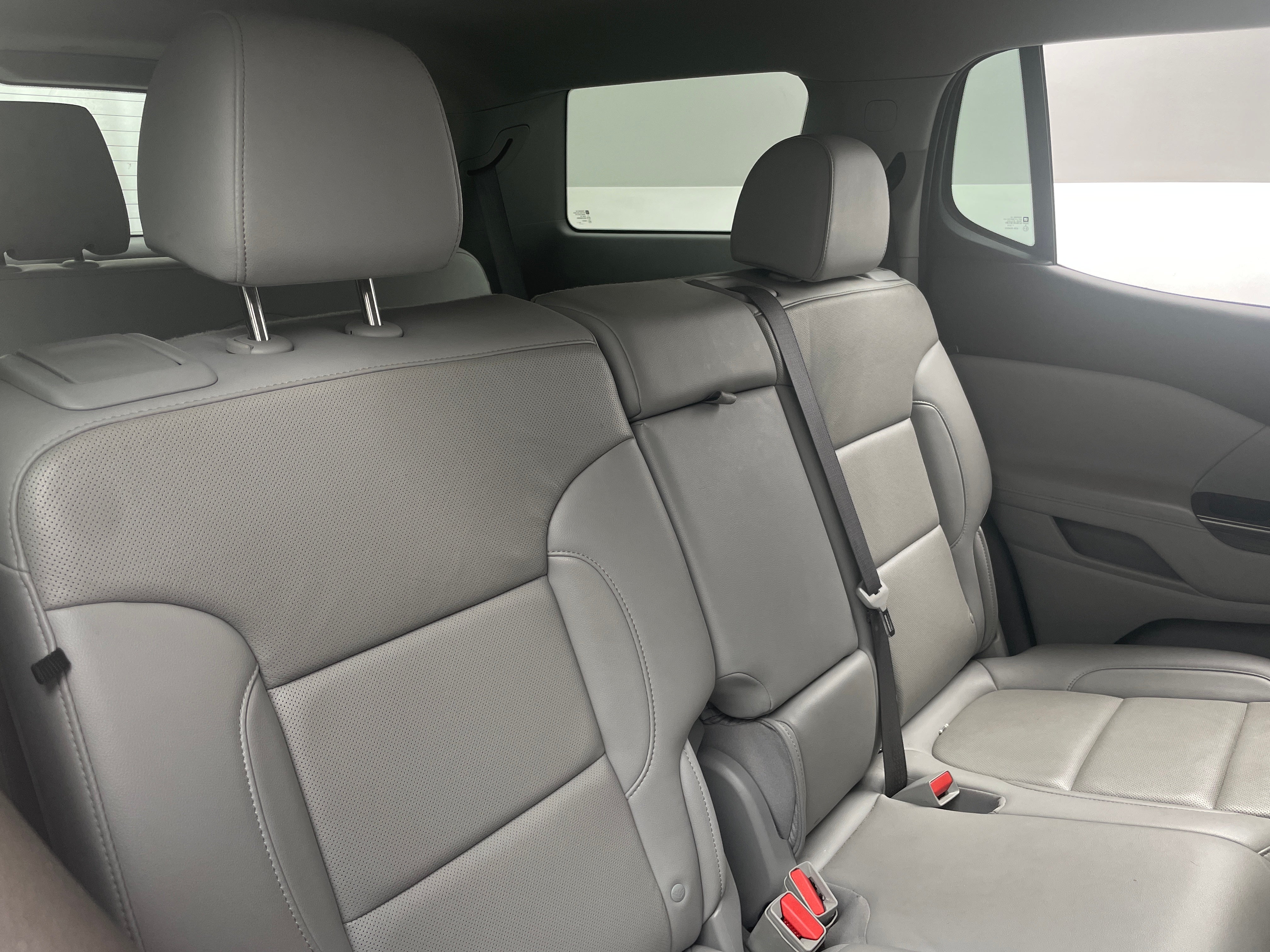 2023 GMC Acadia SLT 6